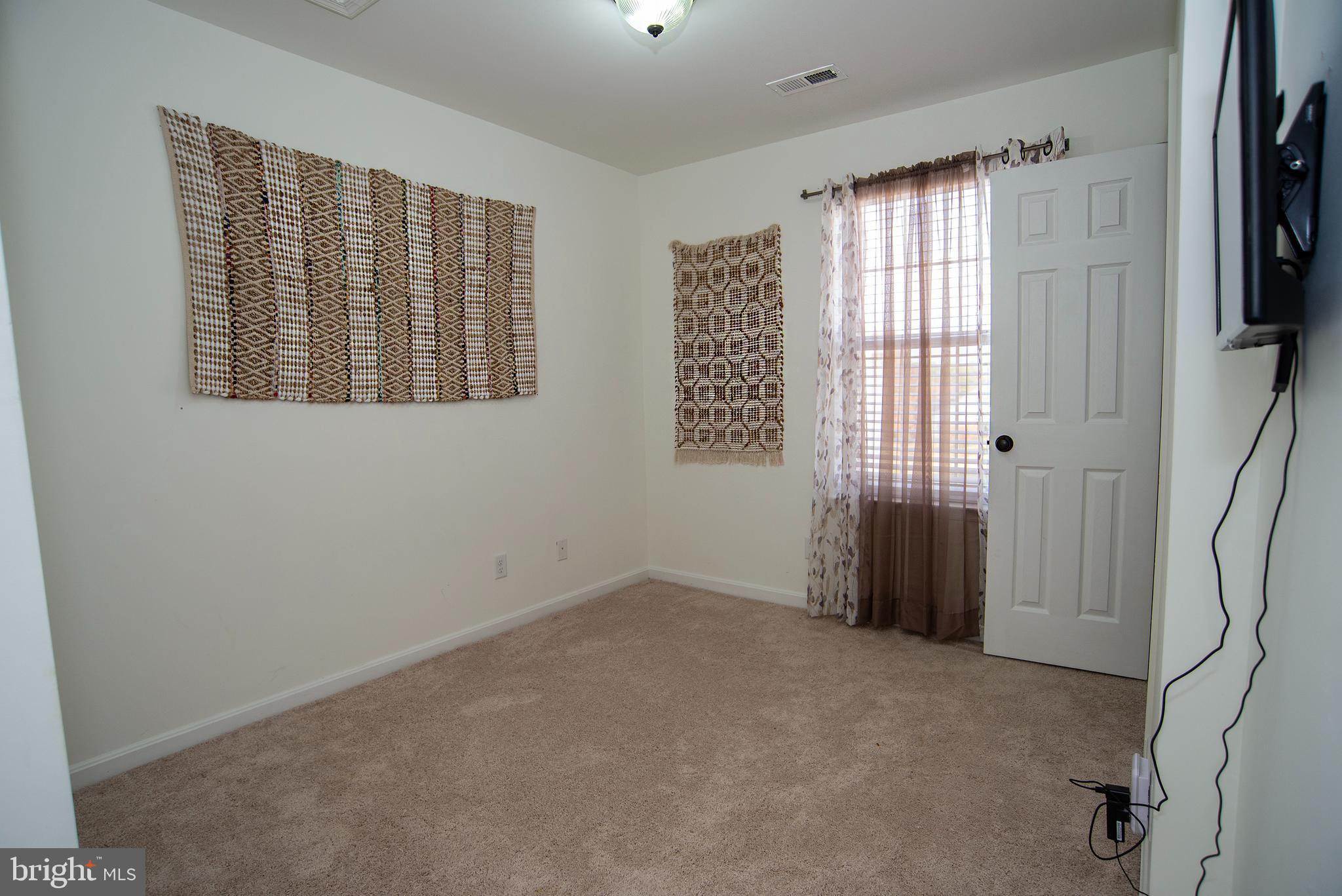 SALEM FIELDS - Residential