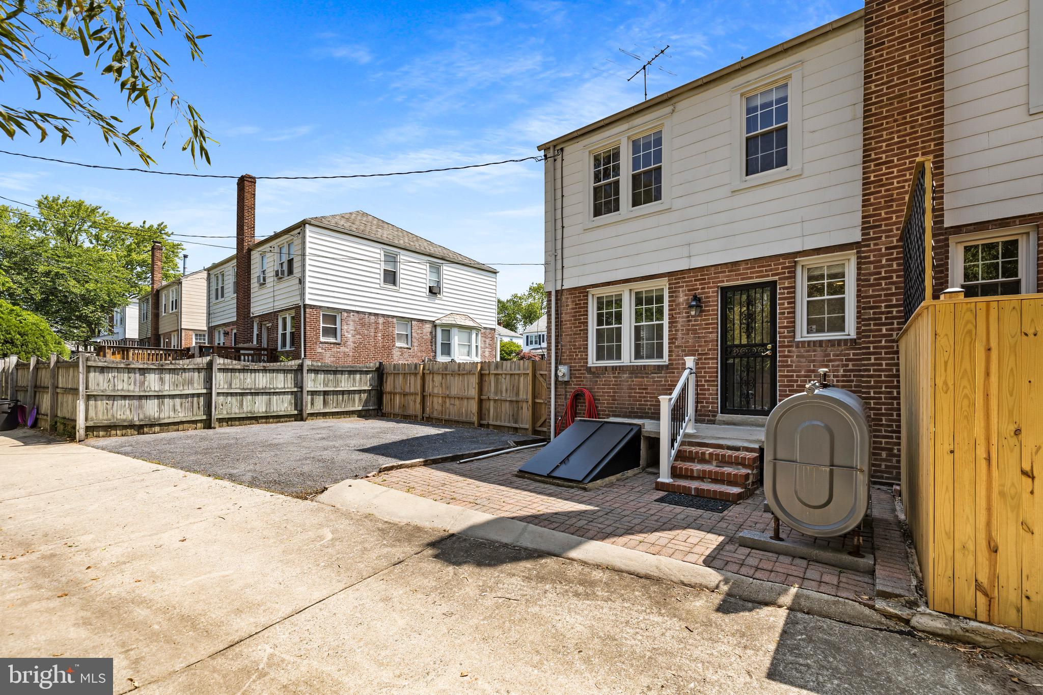 AIGBURTH - Residential