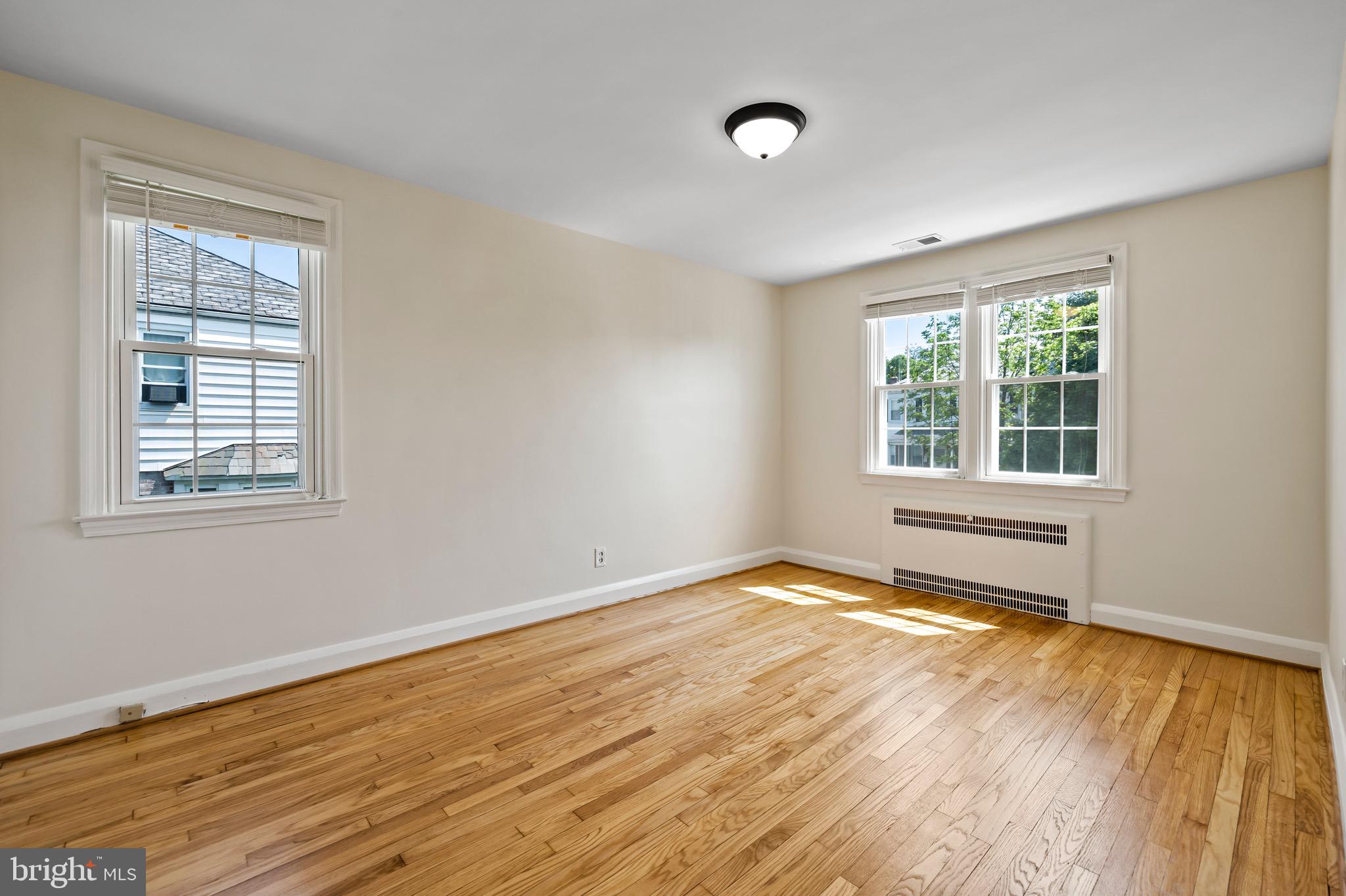 AIGBURTH - Residential