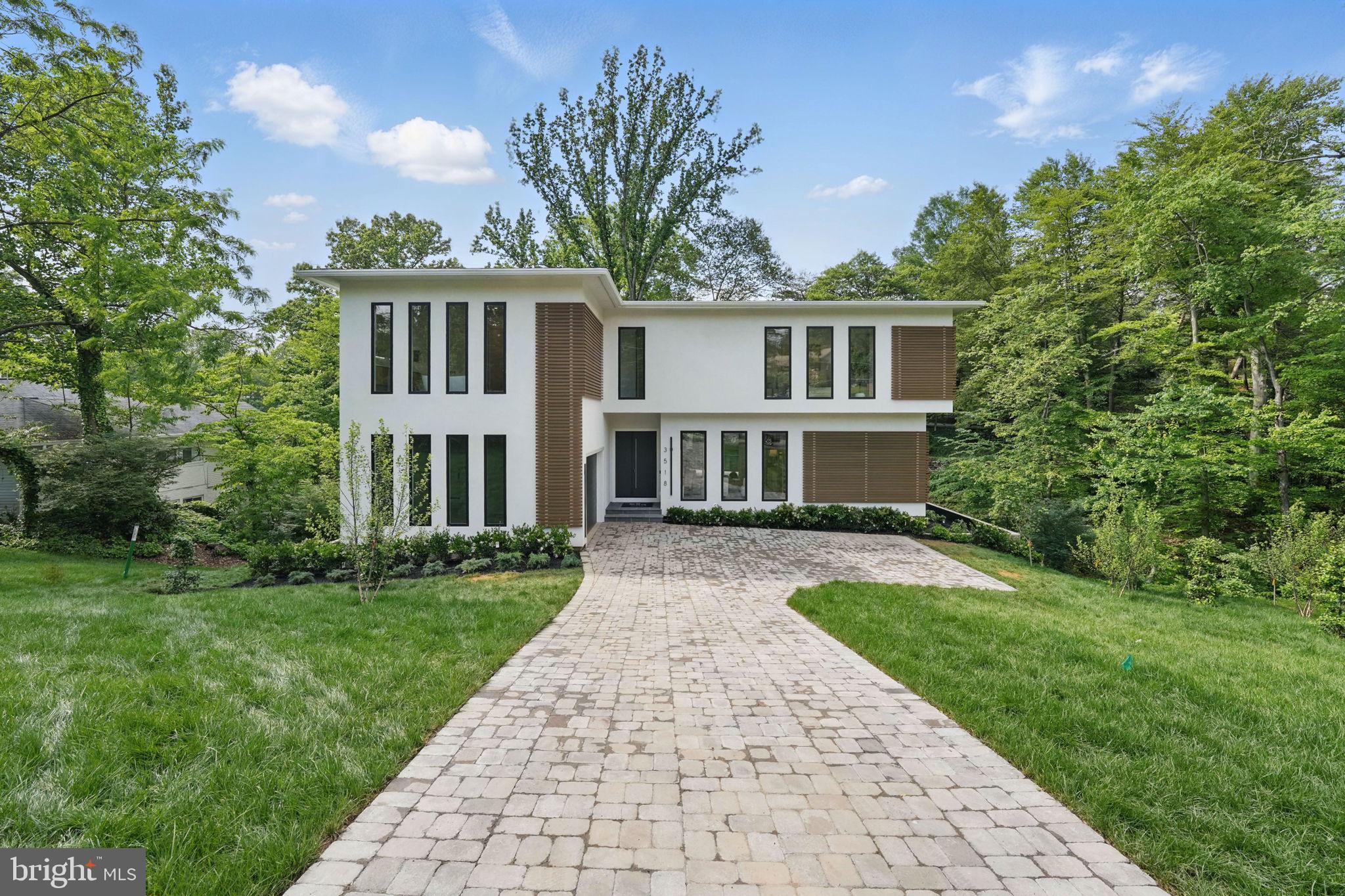 3518 PINETREE TERRACE