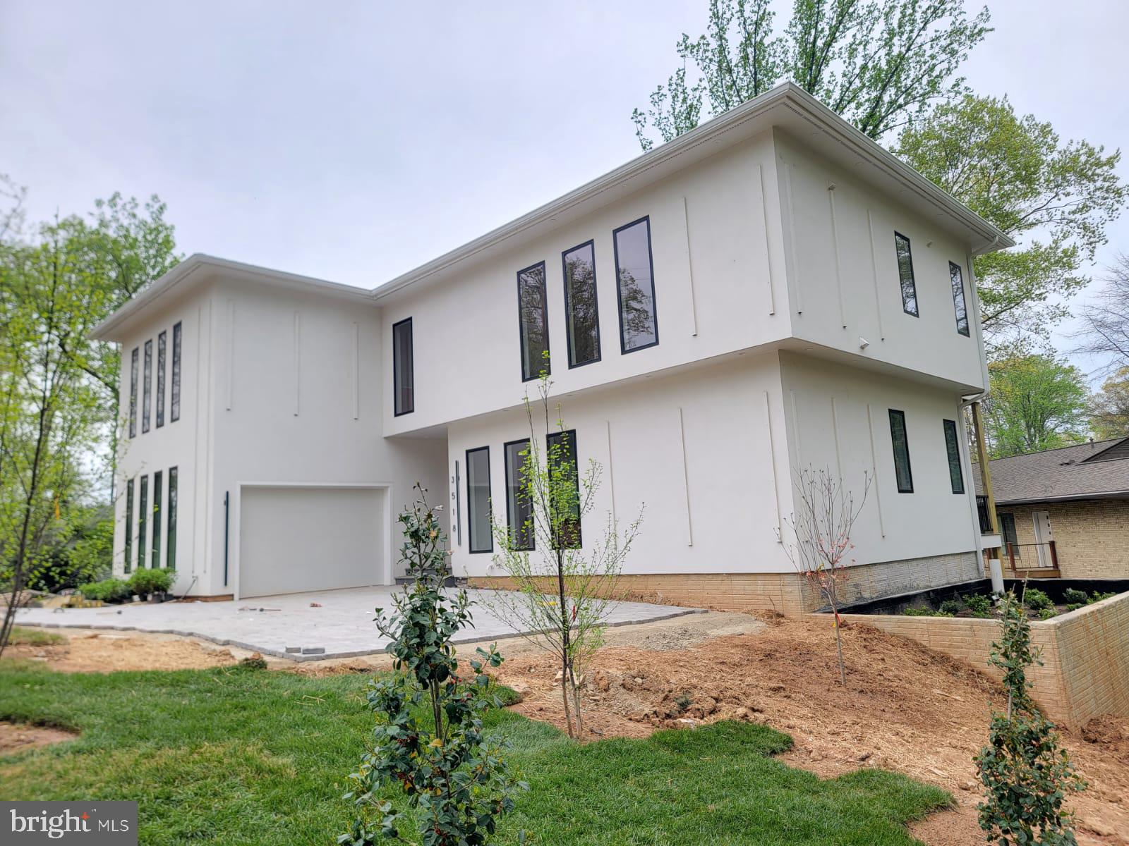 3518 PINETREE TERRACE