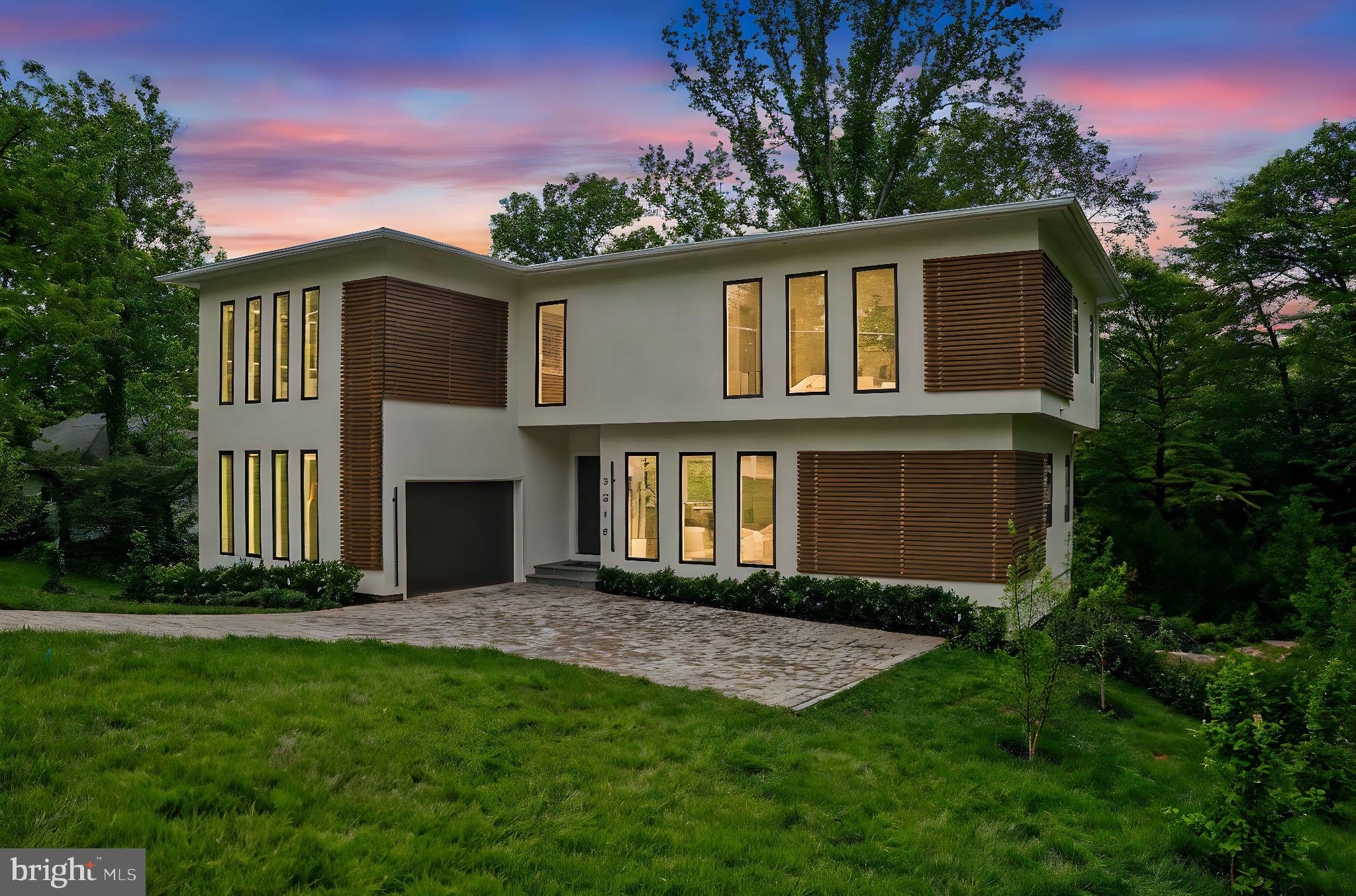 3518 PINETREE TERRACE