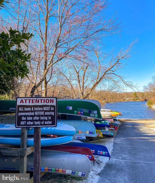 LAKE BARCROFT - Residential