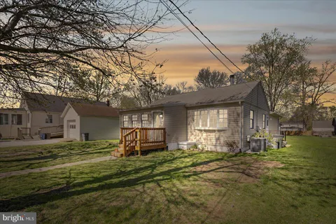 MLS: MDBC2120884