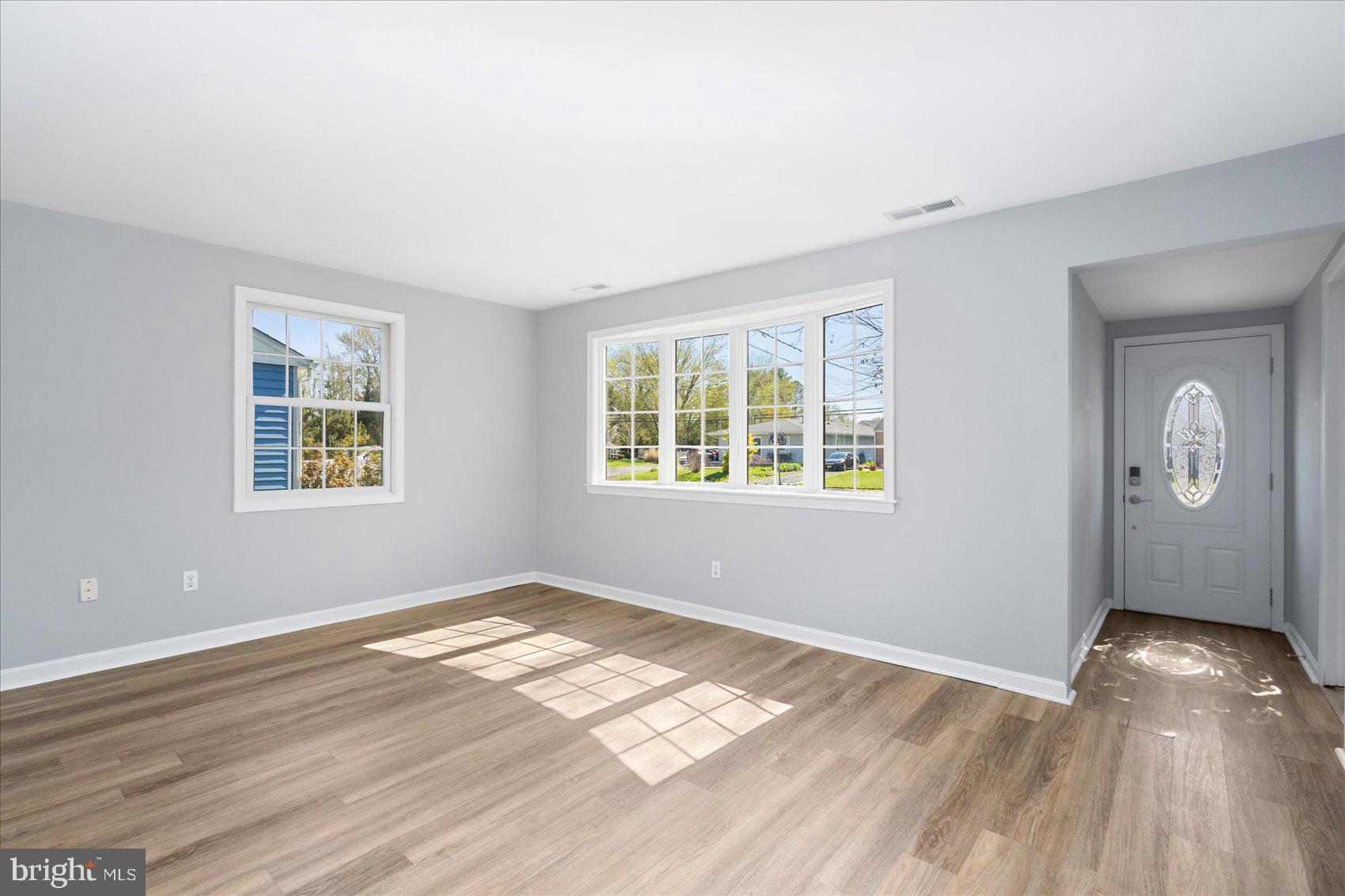 OLIVER BEACH - Residential