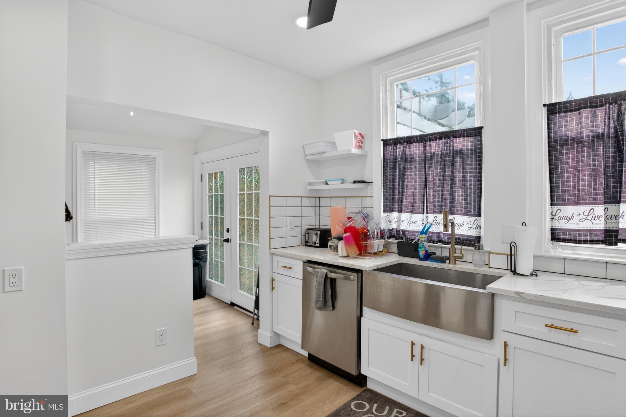 COLLINGSWOOD - Residential