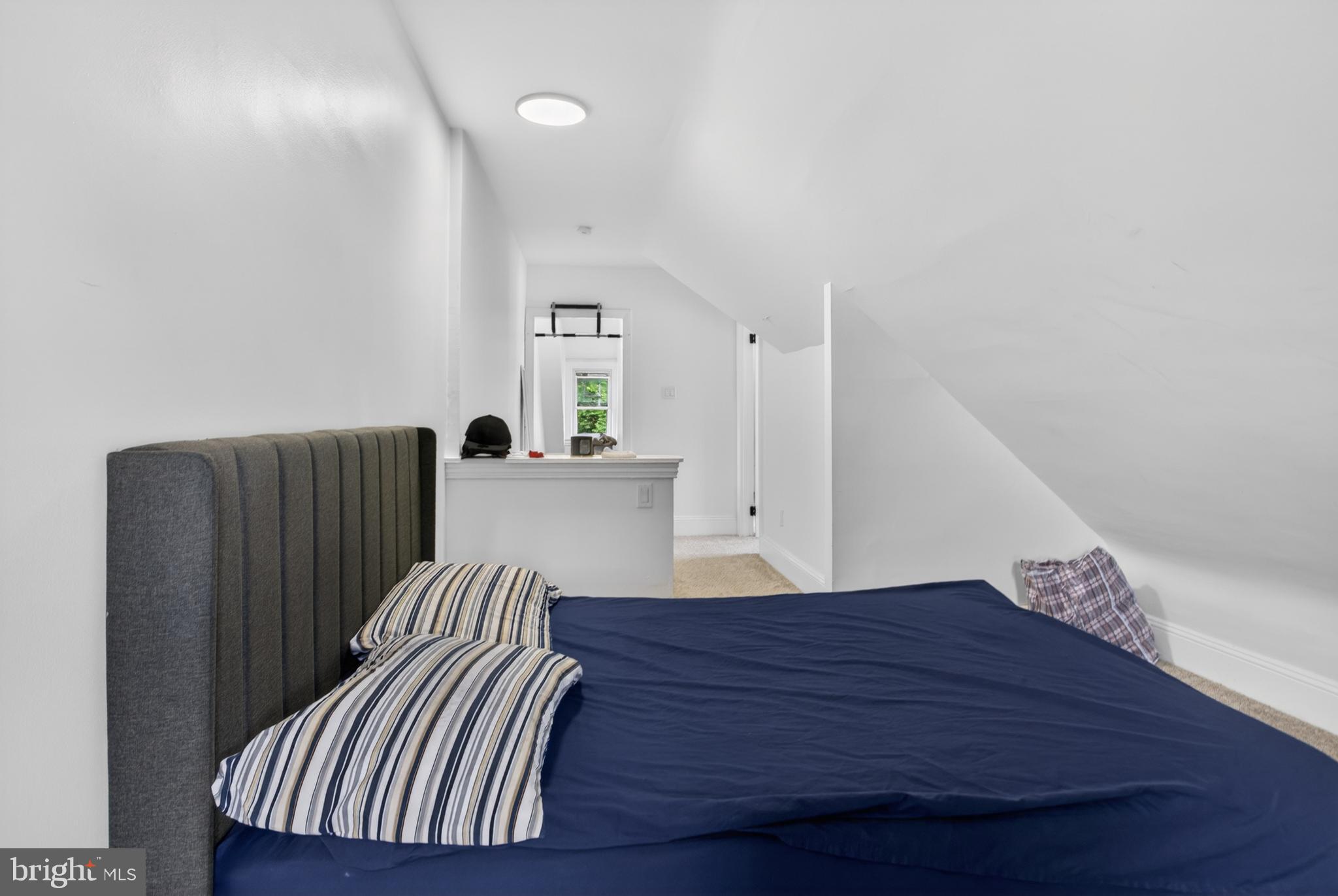 COLLINGSWOOD - Residential