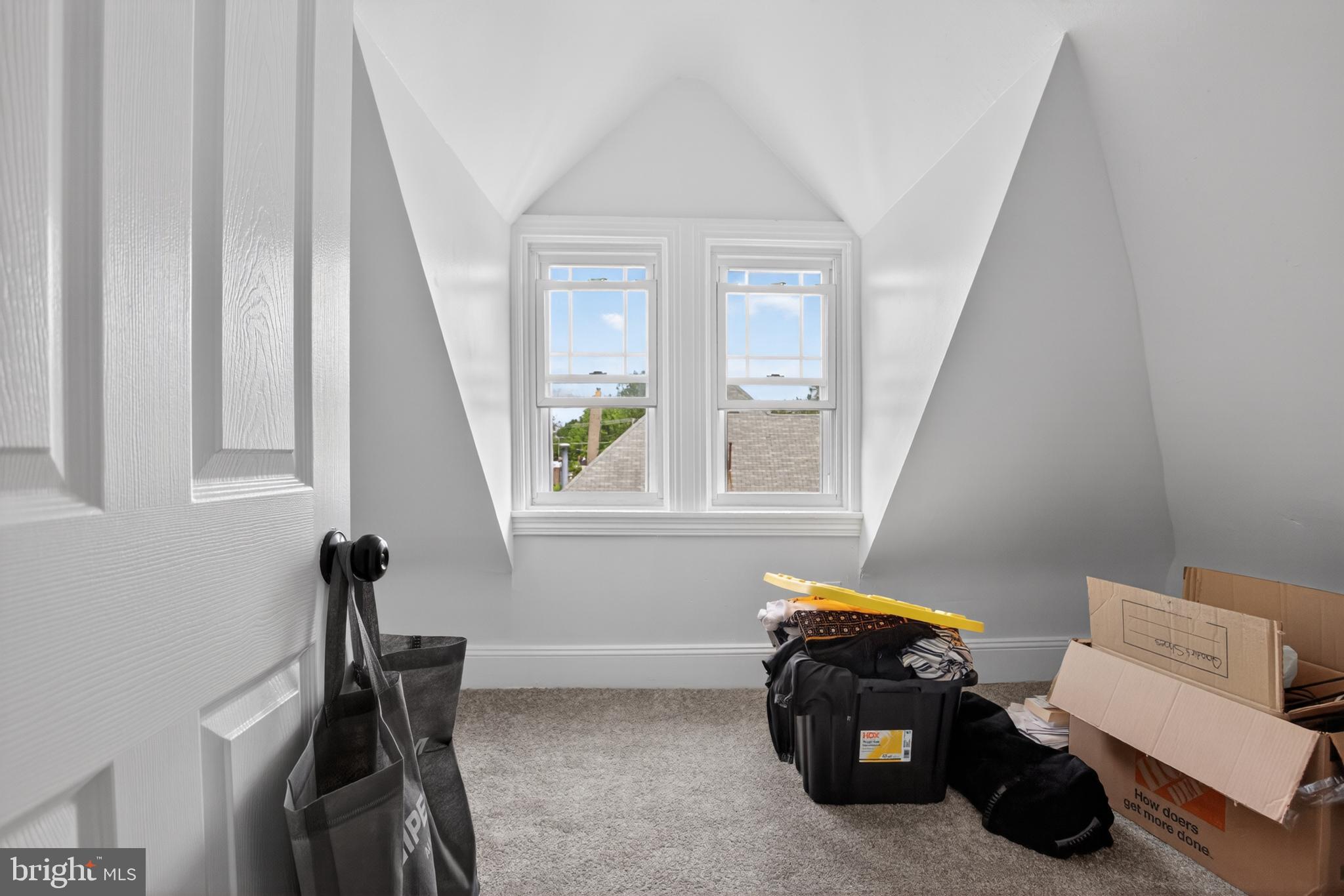 COLLINGSWOOD - Residential