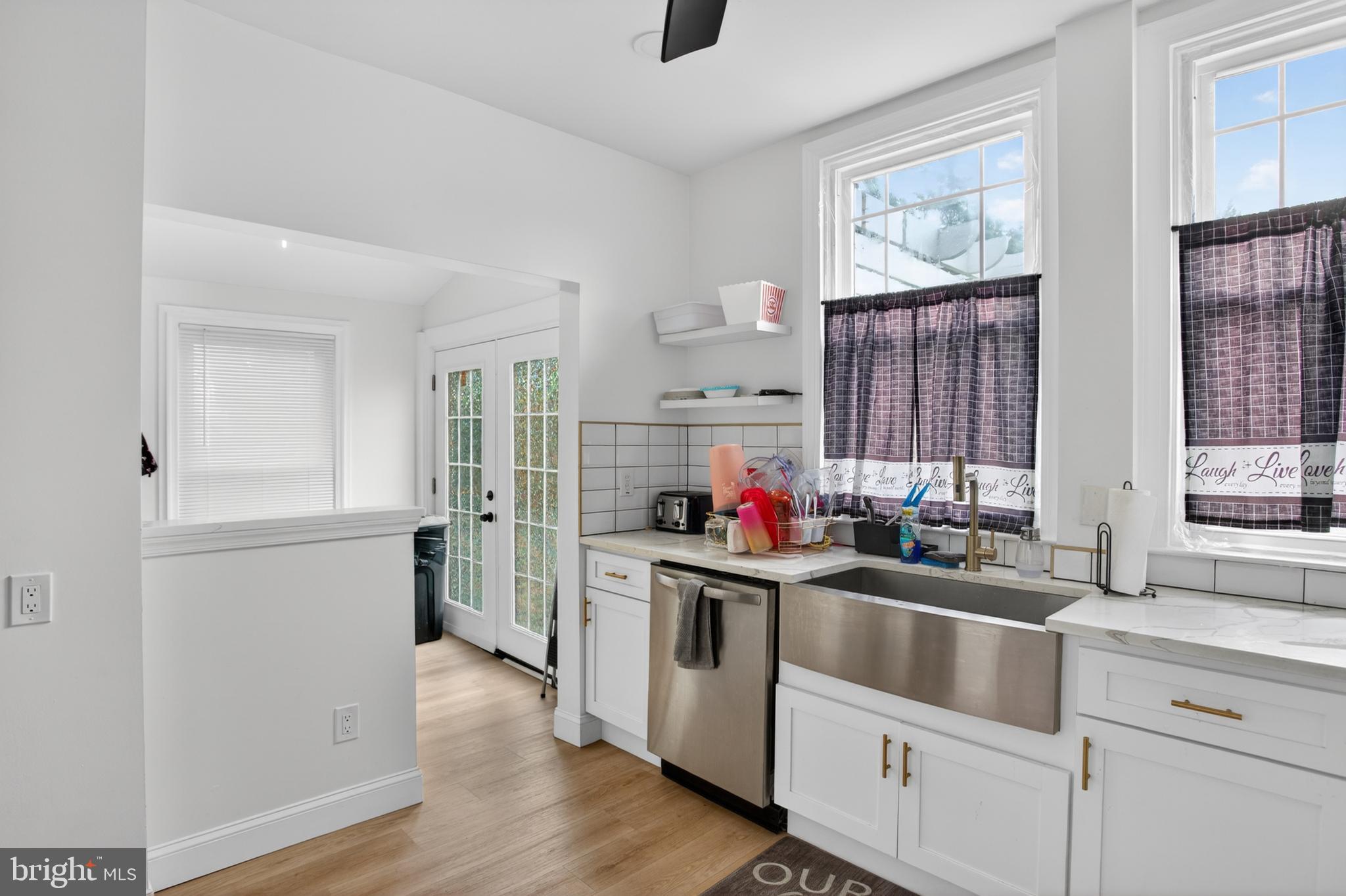 COLLINGSWOOD - Residential