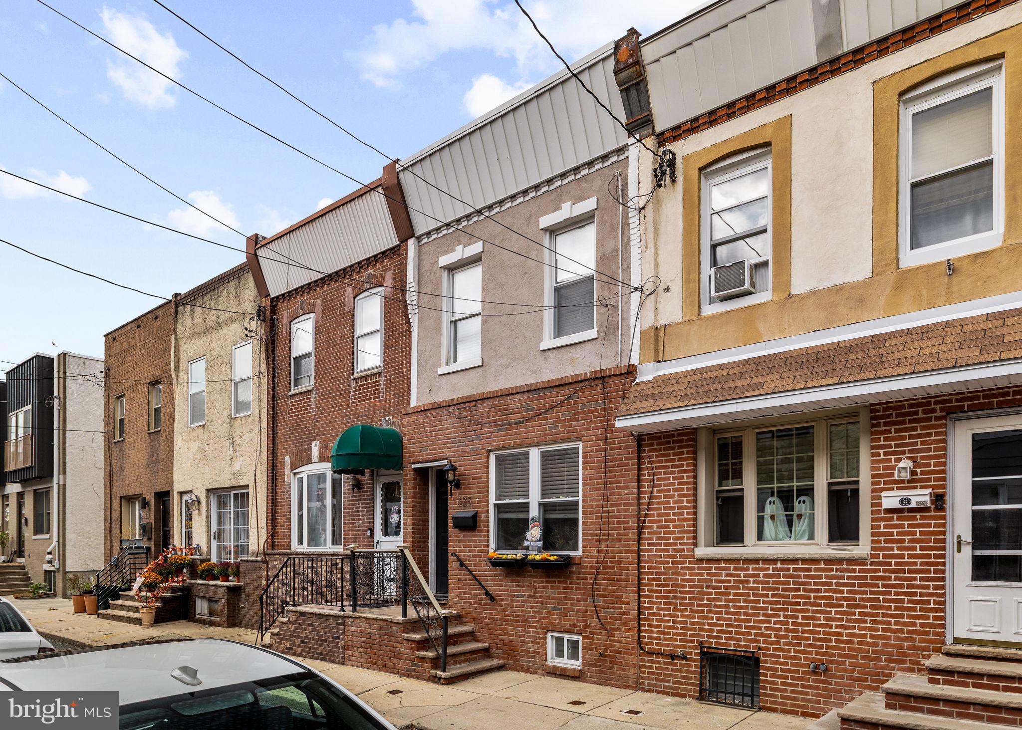 325 CANTRELL STREET