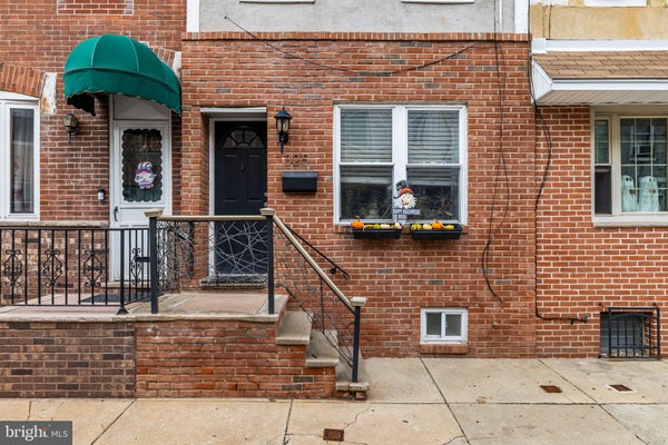 325 CANTRELL ST, PHILADELPHIA, PA 19148 - Image daee4b1781672d358c9a9104f7c490a4/72633607