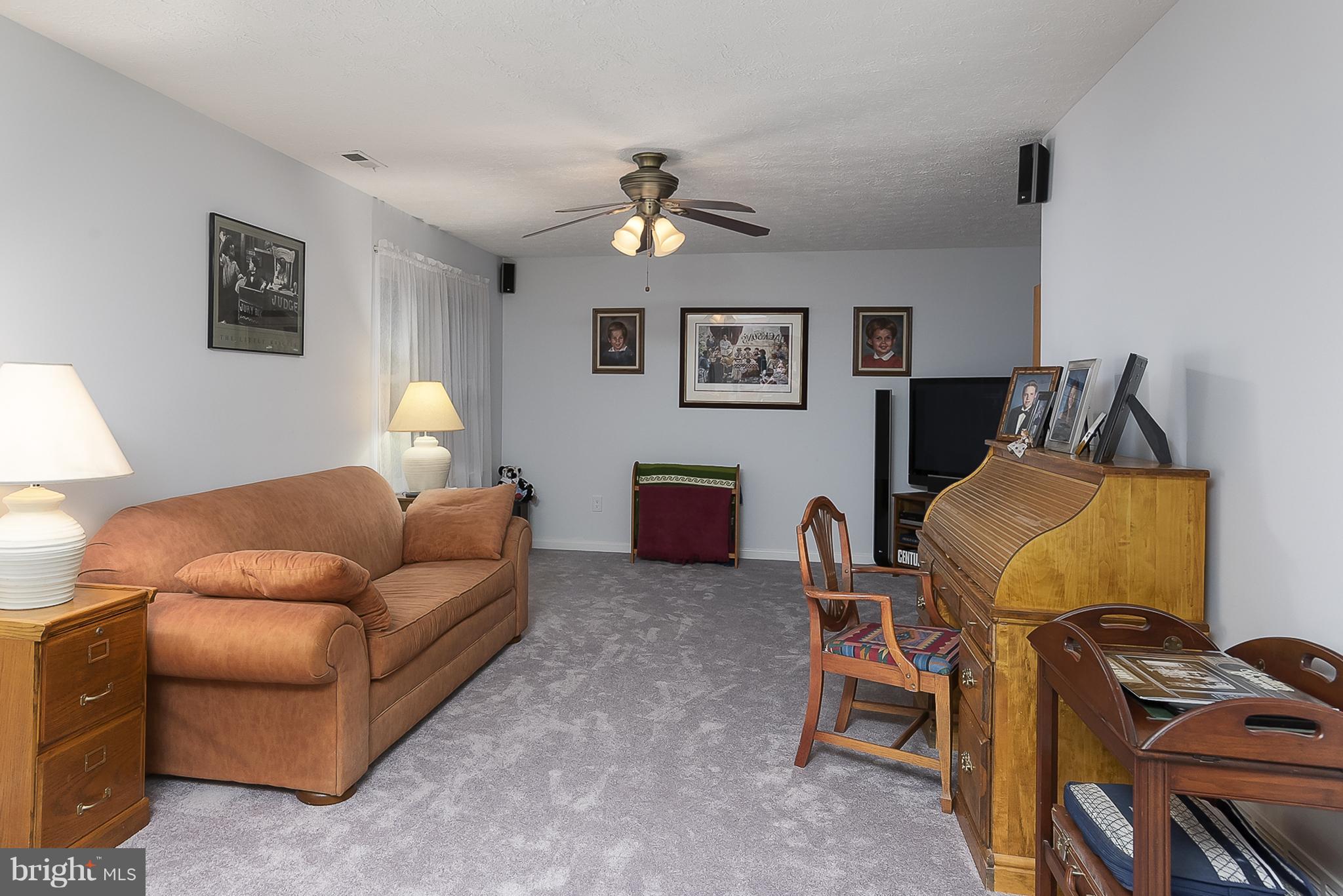 TIFFANY WOODS - Residential