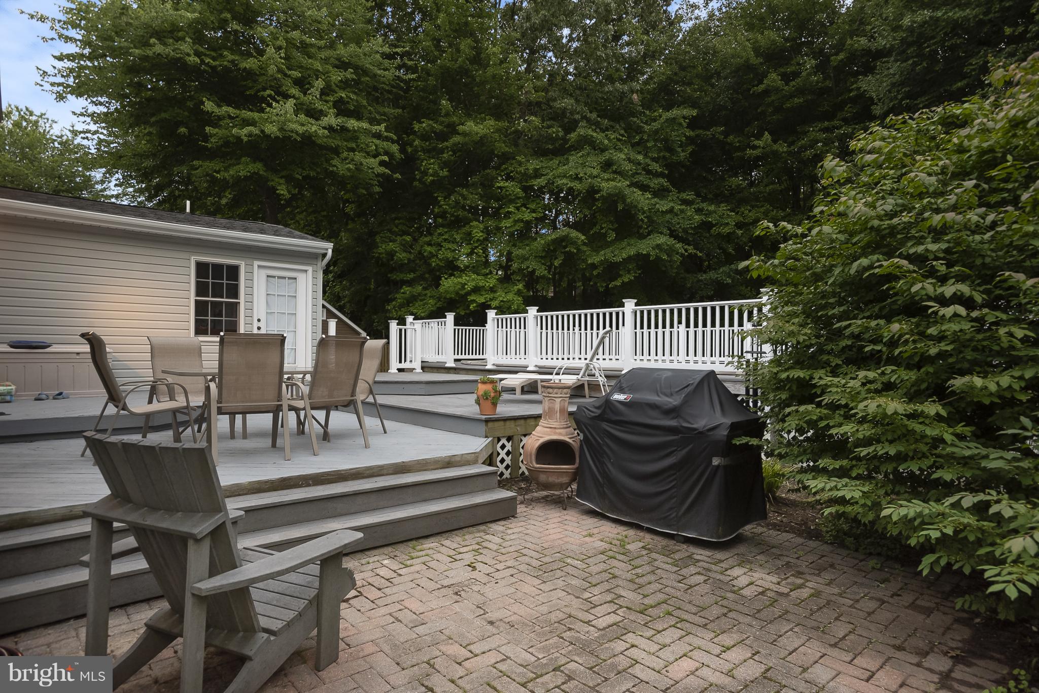 TIFFANY WOODS - Residential