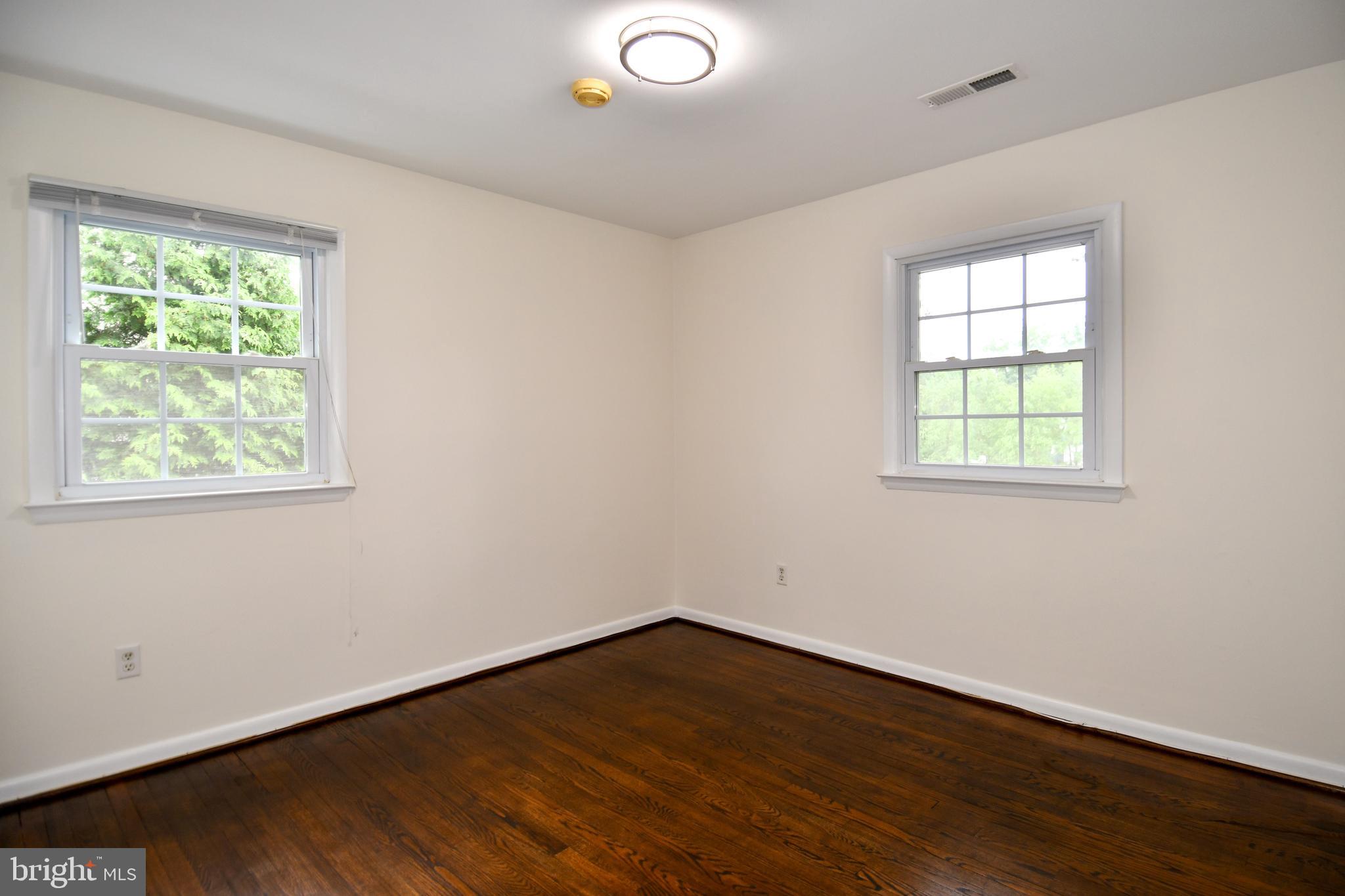HILLSMERE ESTATES - Residential
