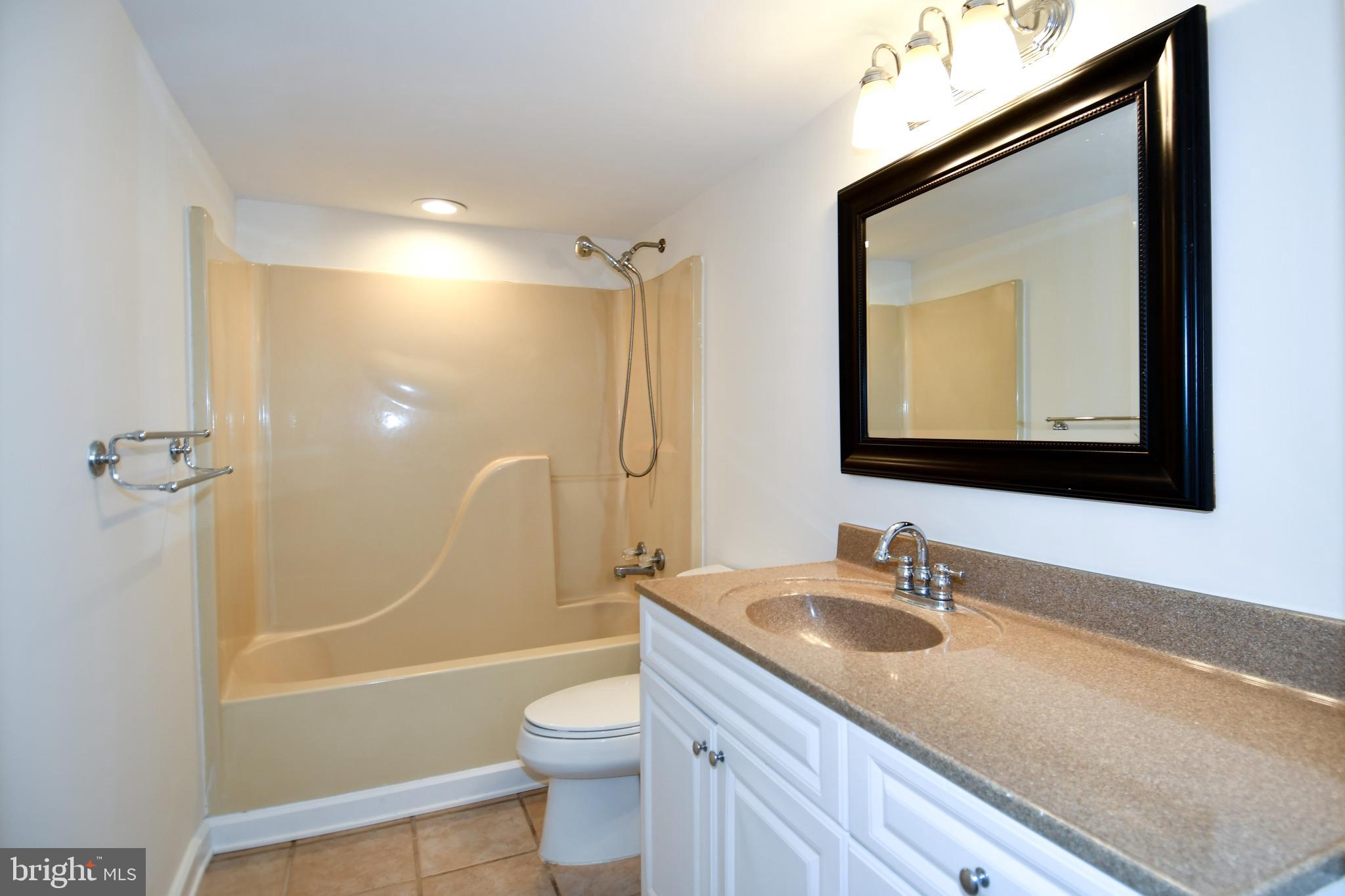 HILLSMERE ESTATES - Residential