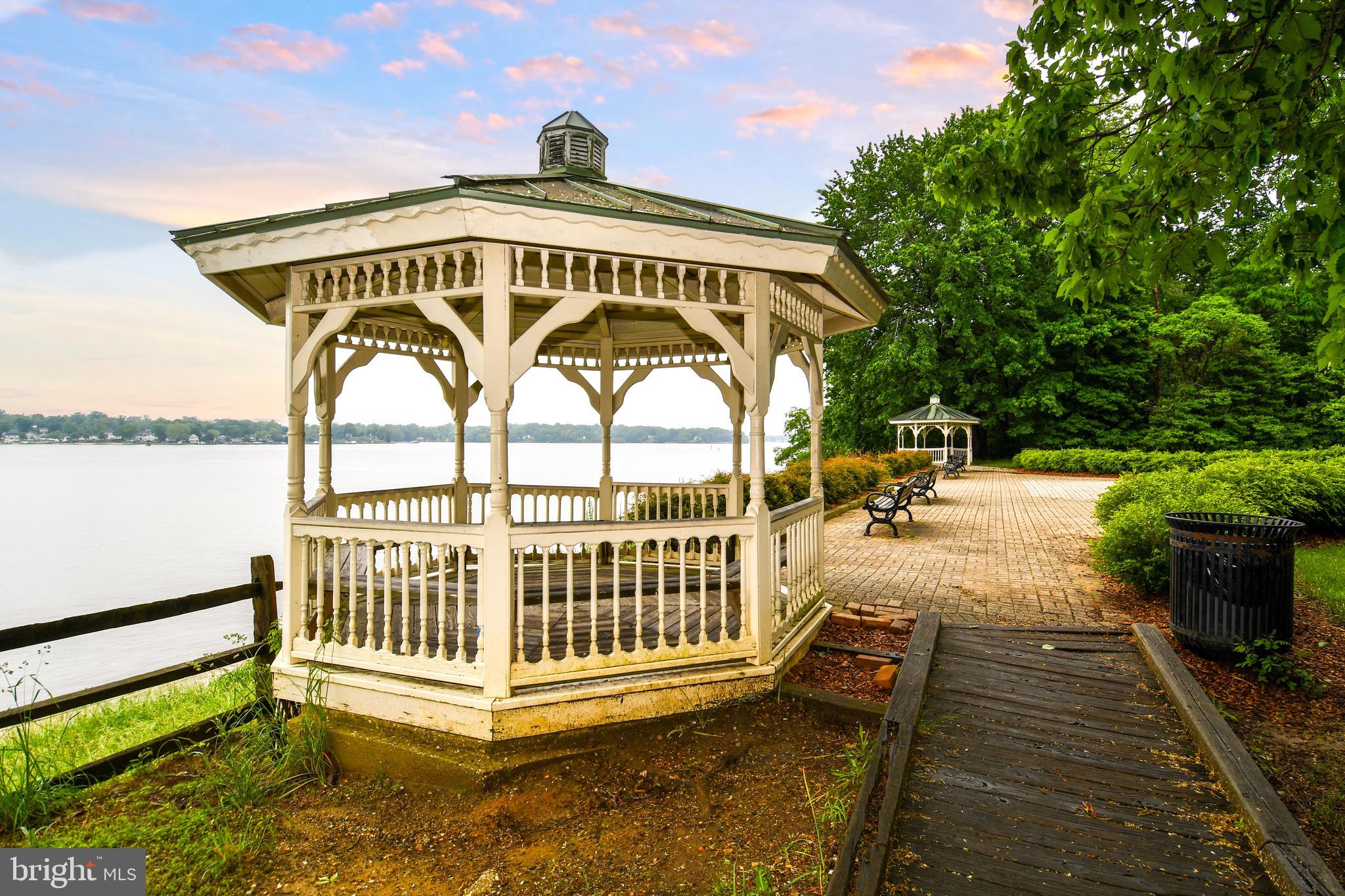 HILLSMERE ESTATES - Residential