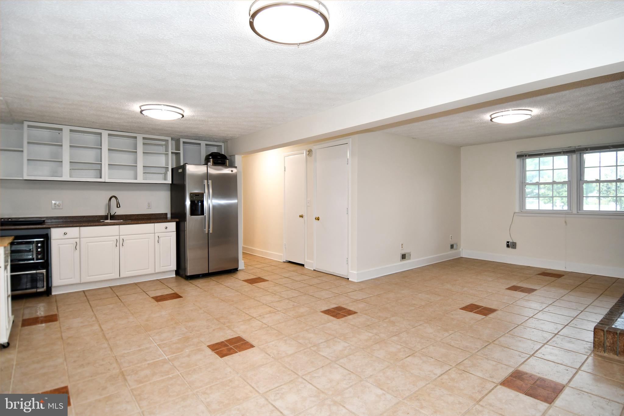 HILLSMERE ESTATES - Residential