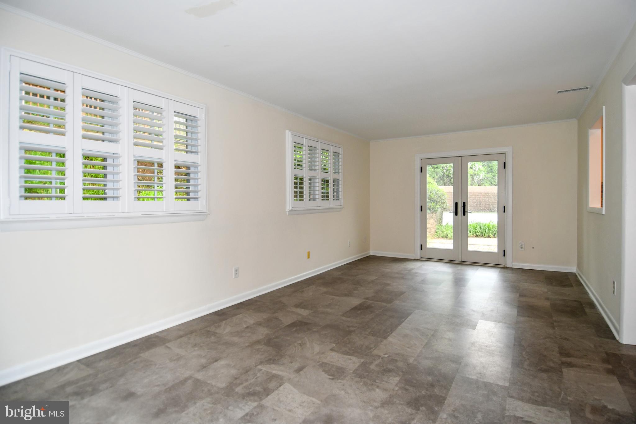 HILLSMERE ESTATES - Residential