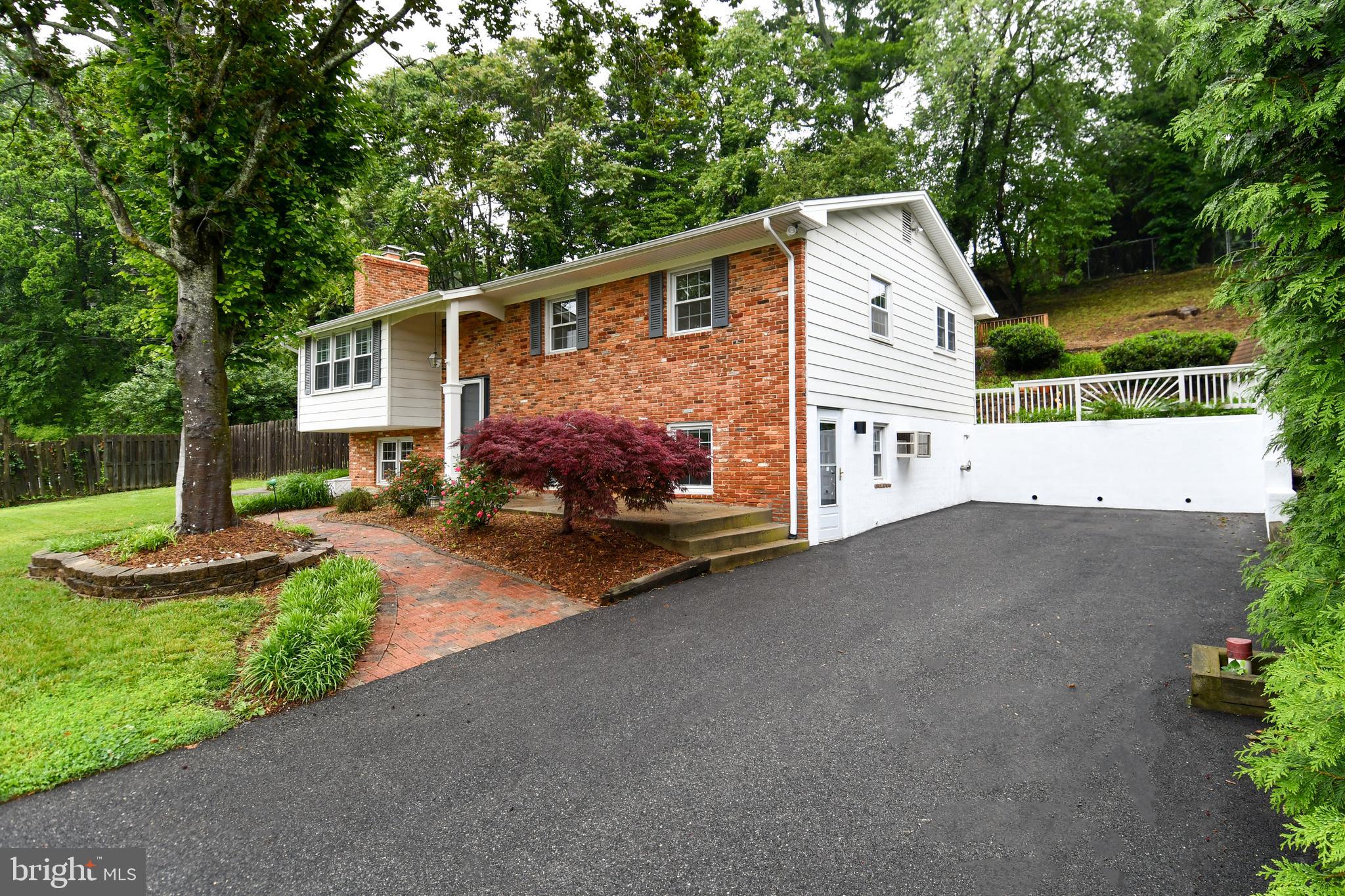 130 GREAT LAKE DRIVE