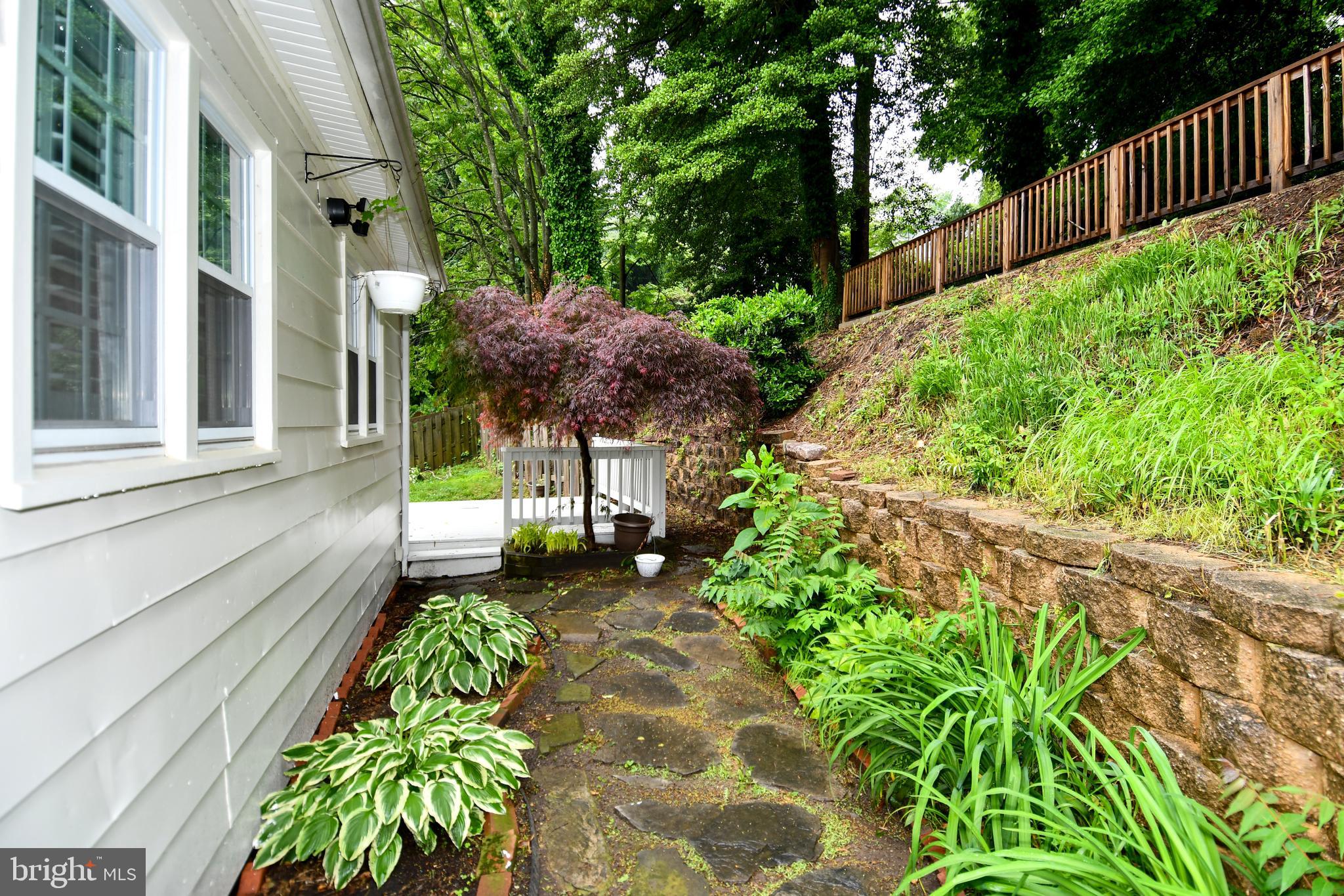 HILLSMERE ESTATES - Residential