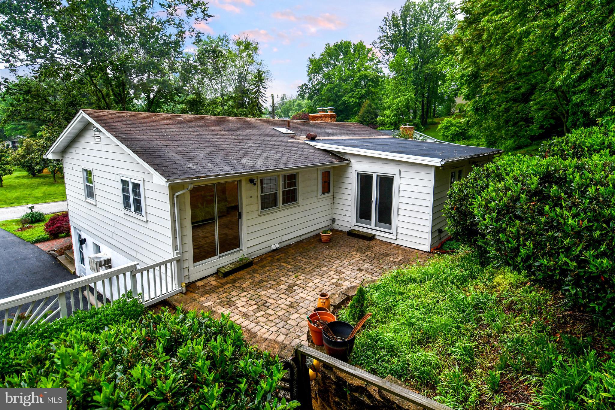 HILLSMERE ESTATES - Residential