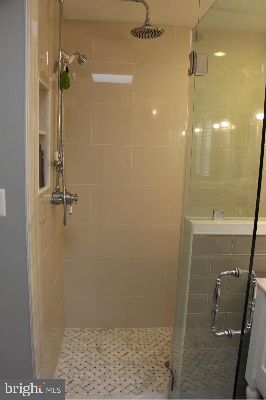 WINDSOR - Residential