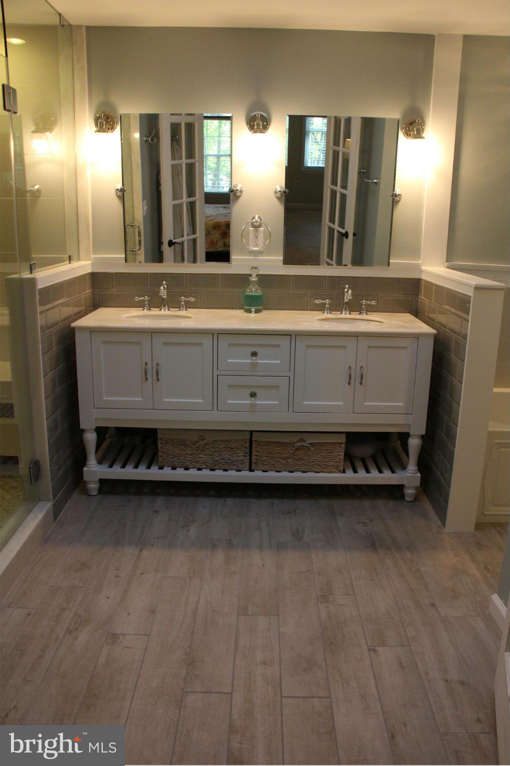 WINDSOR - Residential