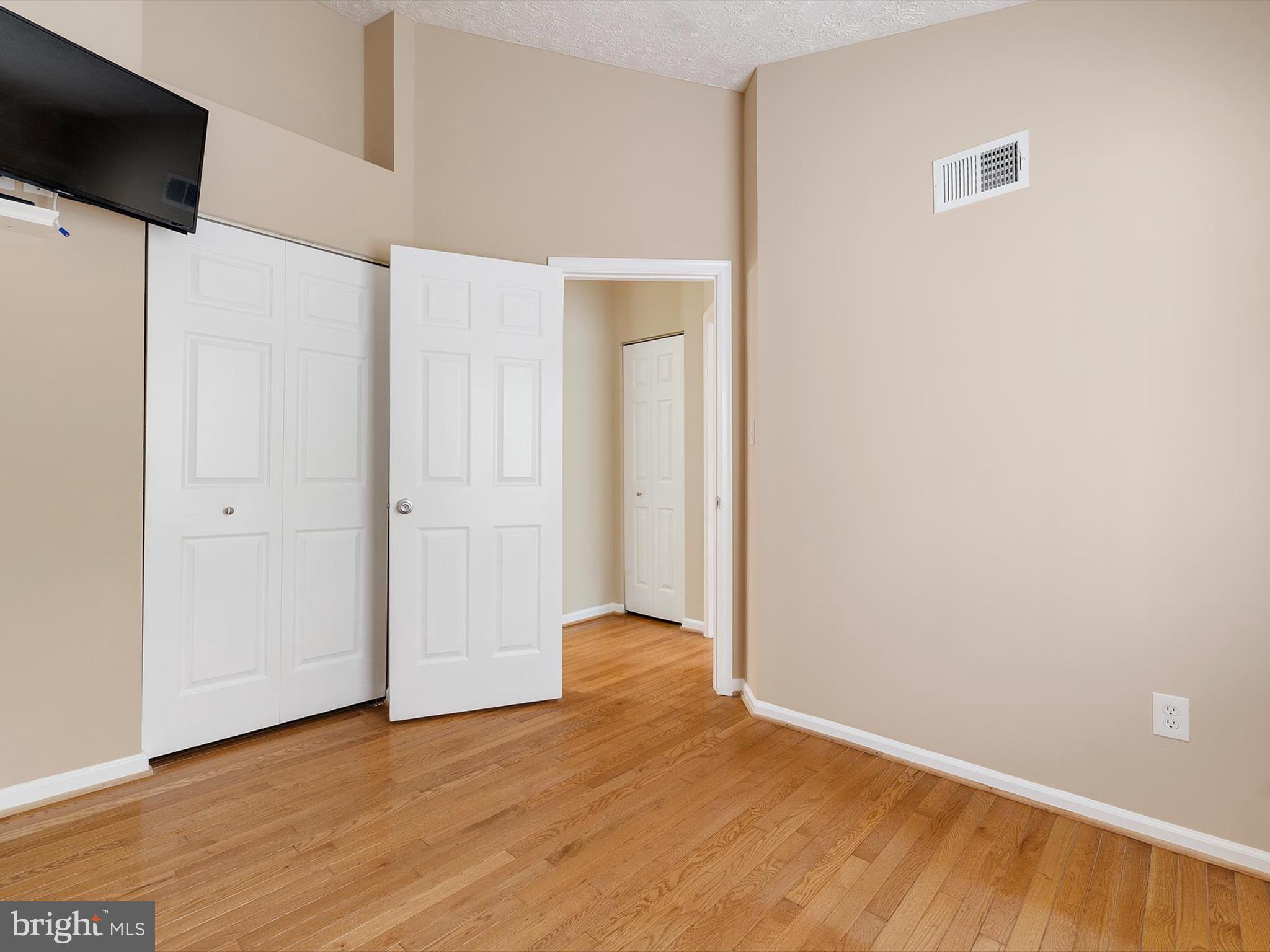 CHESTNUT HILL COVE - Residential