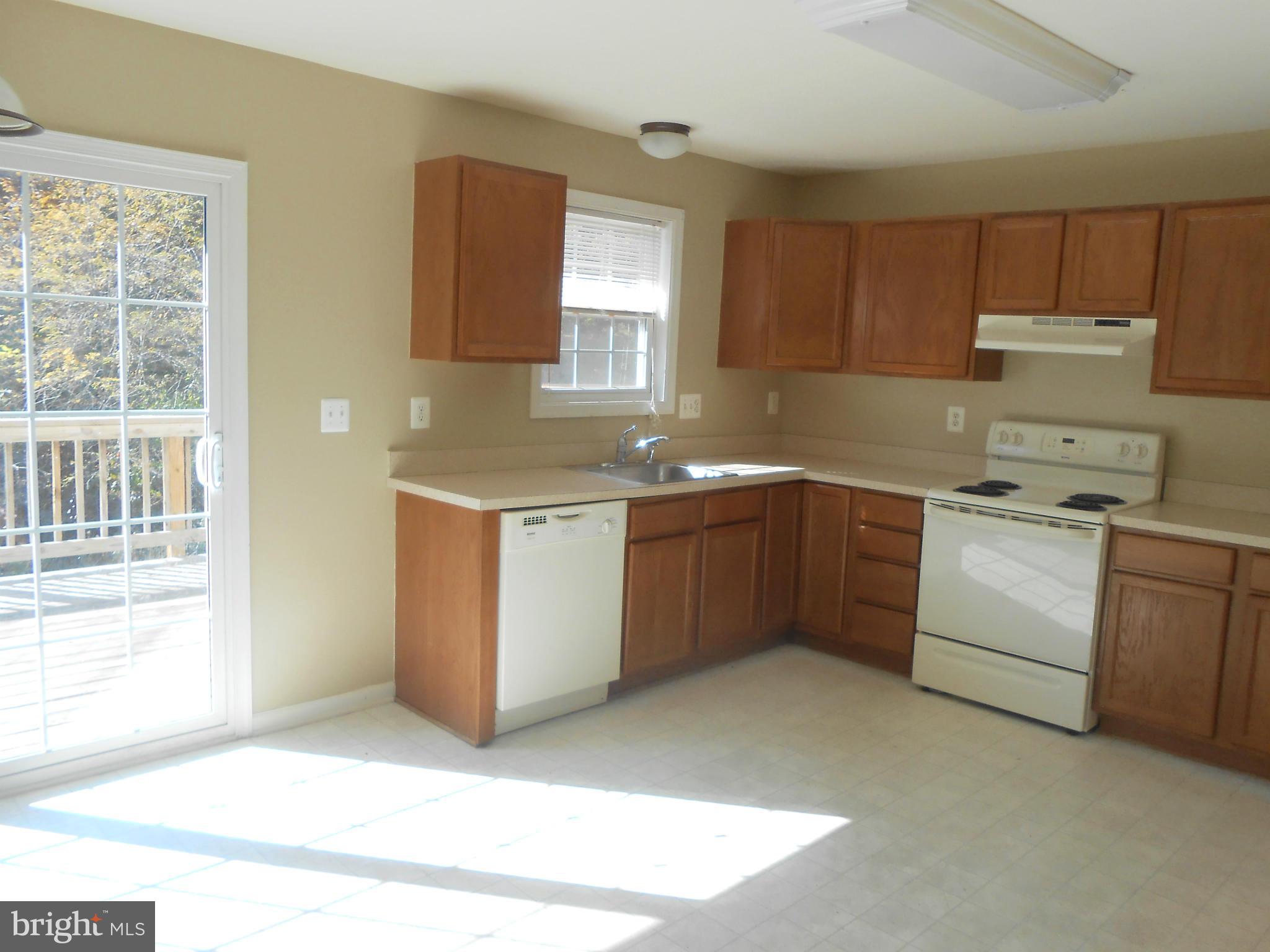 TOWNES AT EASTSIDE VILLG - Residential Lease