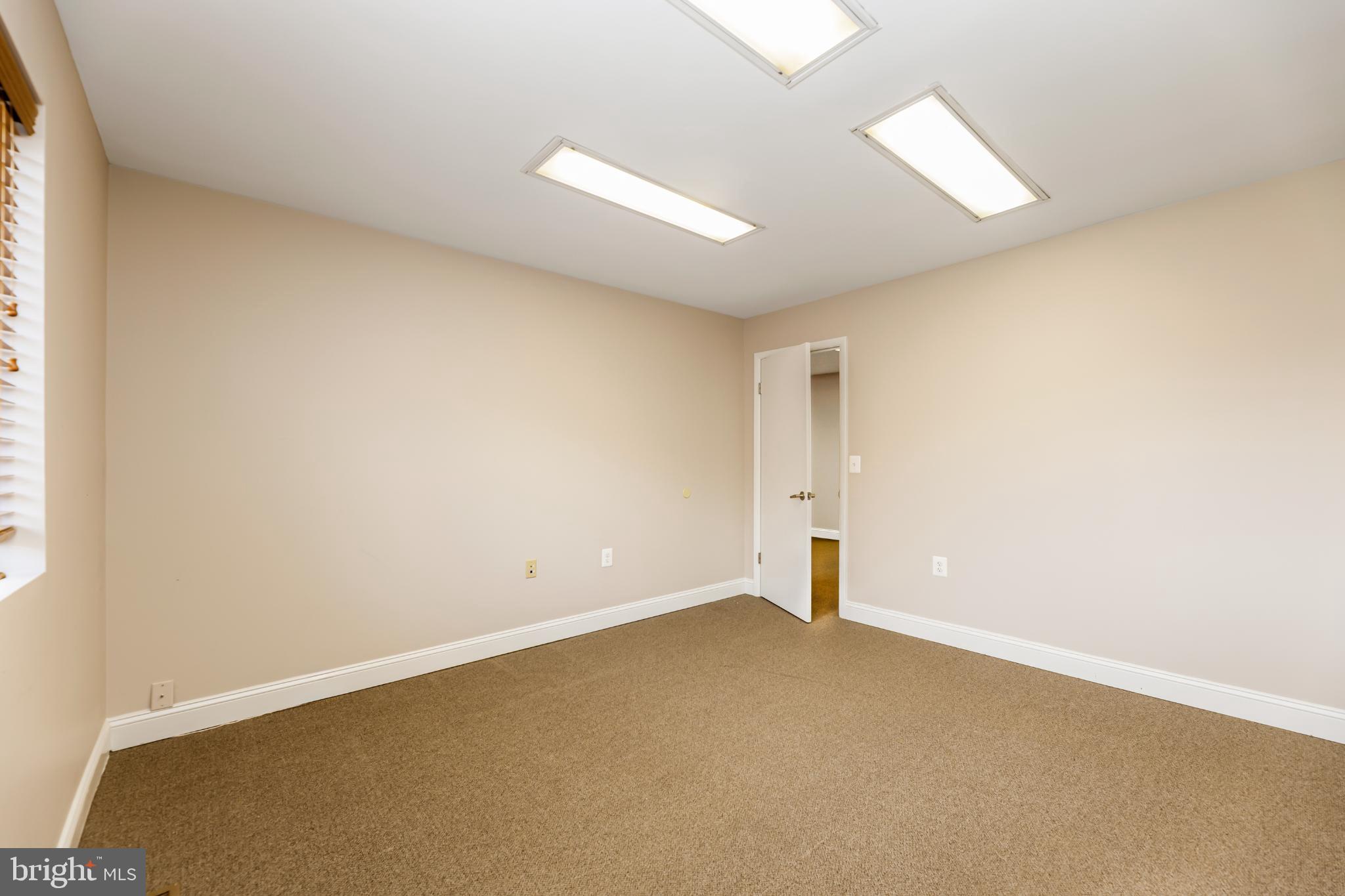 PARK PLACE PROFESSIONAL CENTER - Commercial Sale