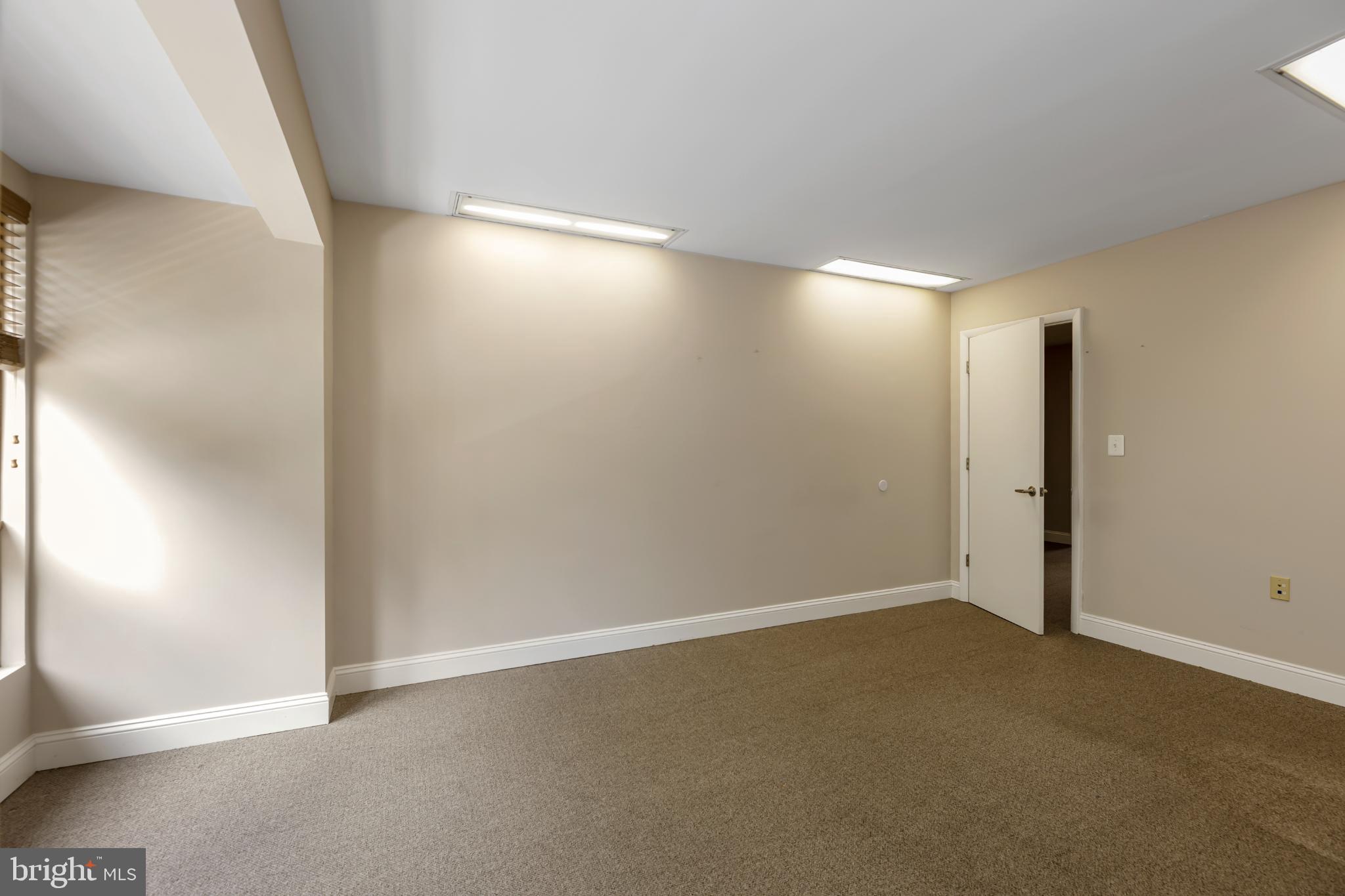 PARK PLACE PROFESSIONAL CENTER - Commercial Sale