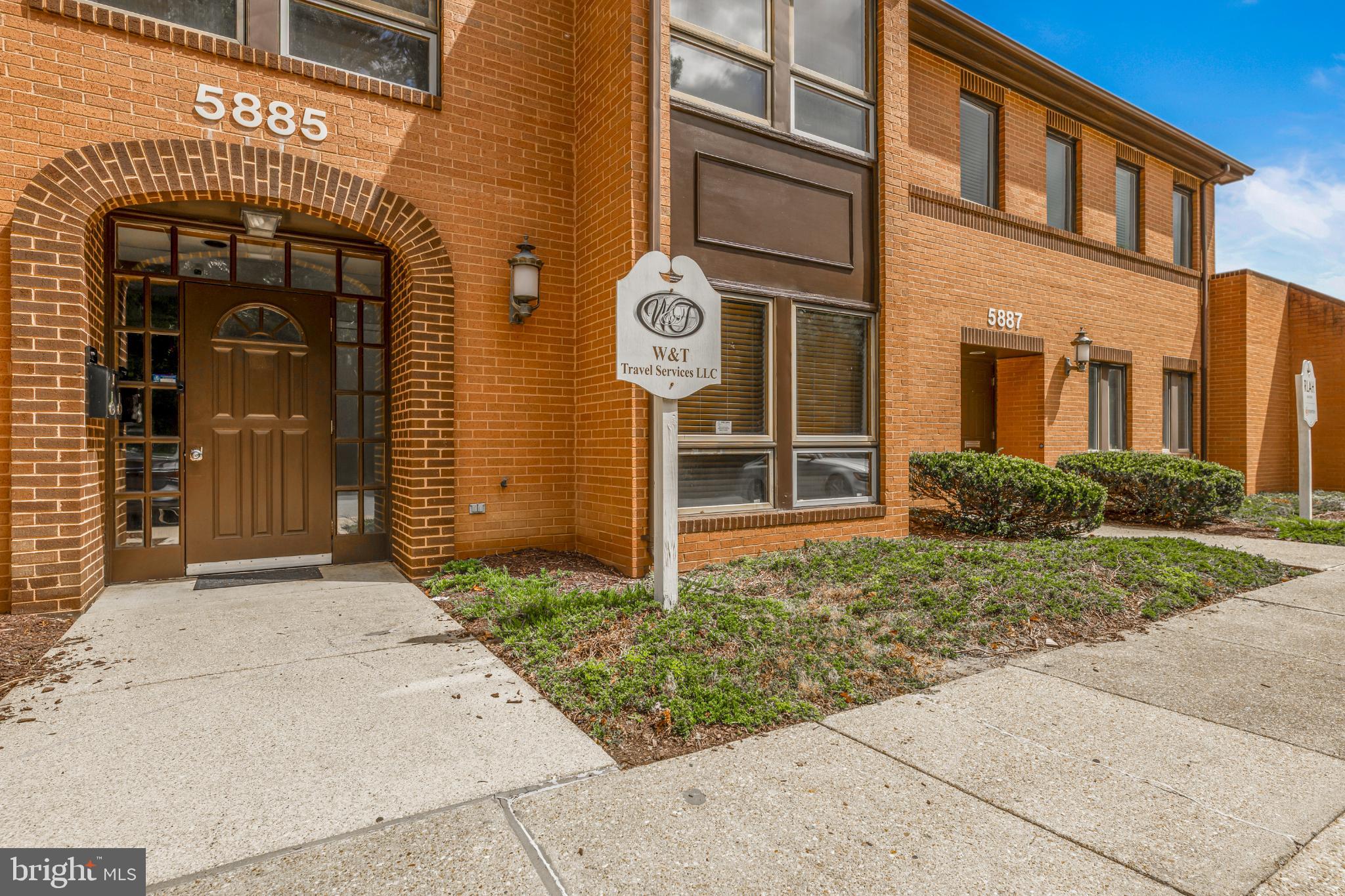 PARK PLACE PROFESSIONAL CENTER - Commercial Sale