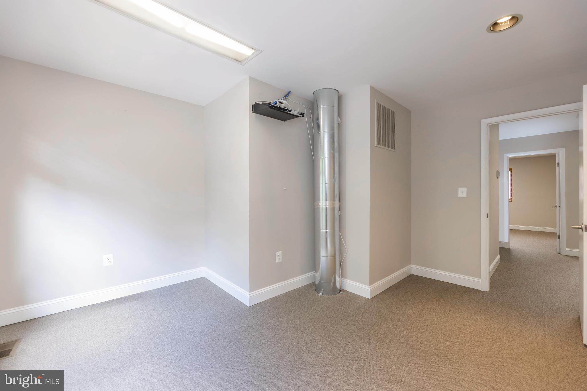 PARK PLACE PROFESSIONAL CENTER - Commercial Sale