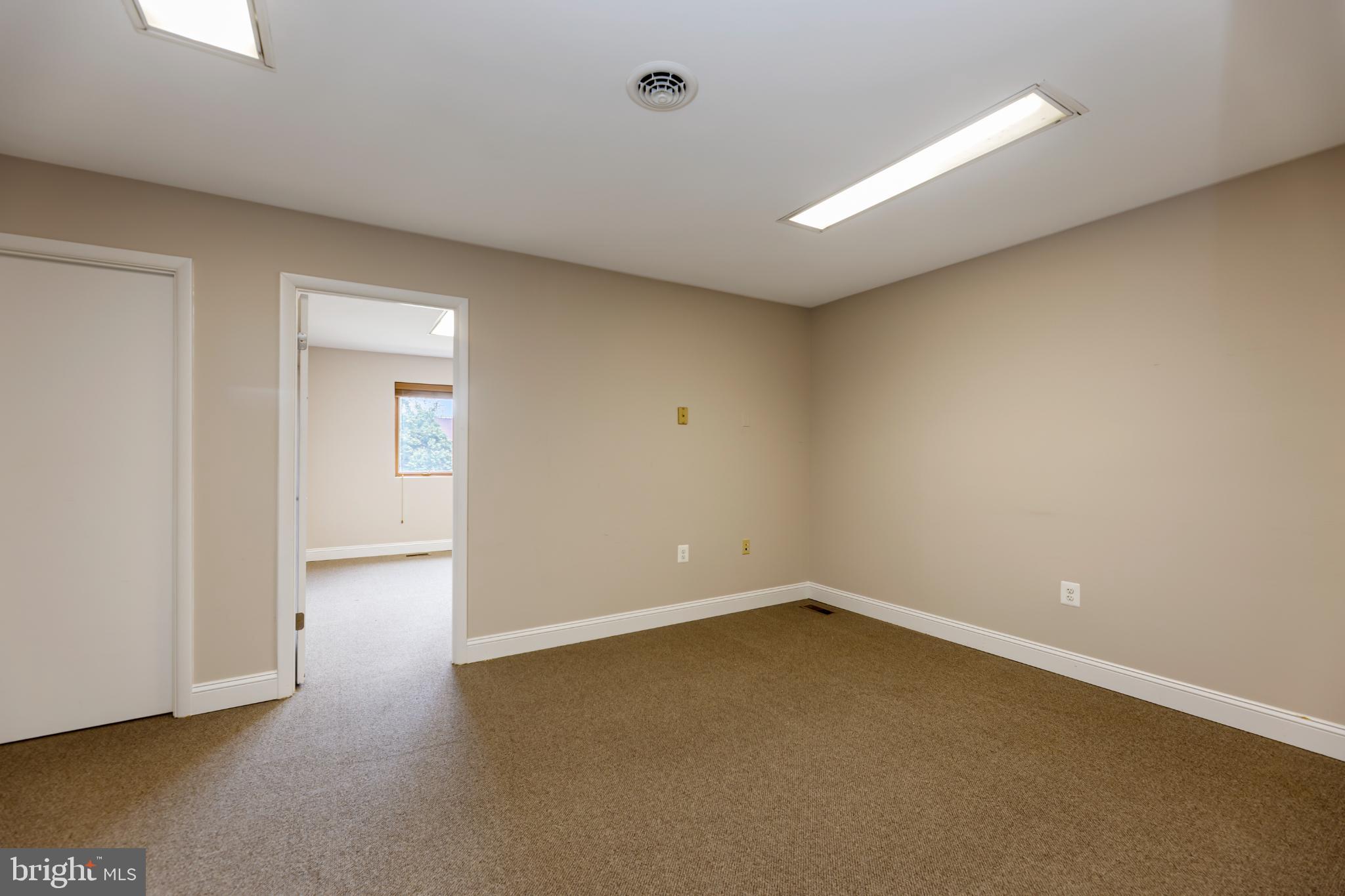 PARK PLACE PROFESSIONAL CENTER - Commercial Sale