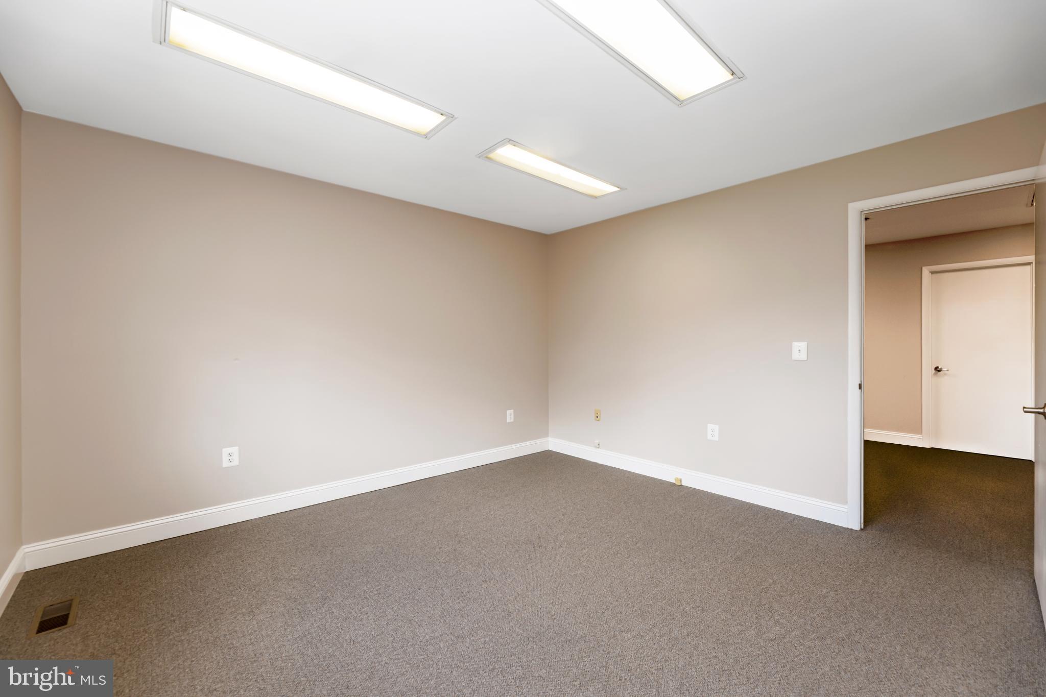 PARK PLACE PROFESSIONAL CENTER - Commercial Sale