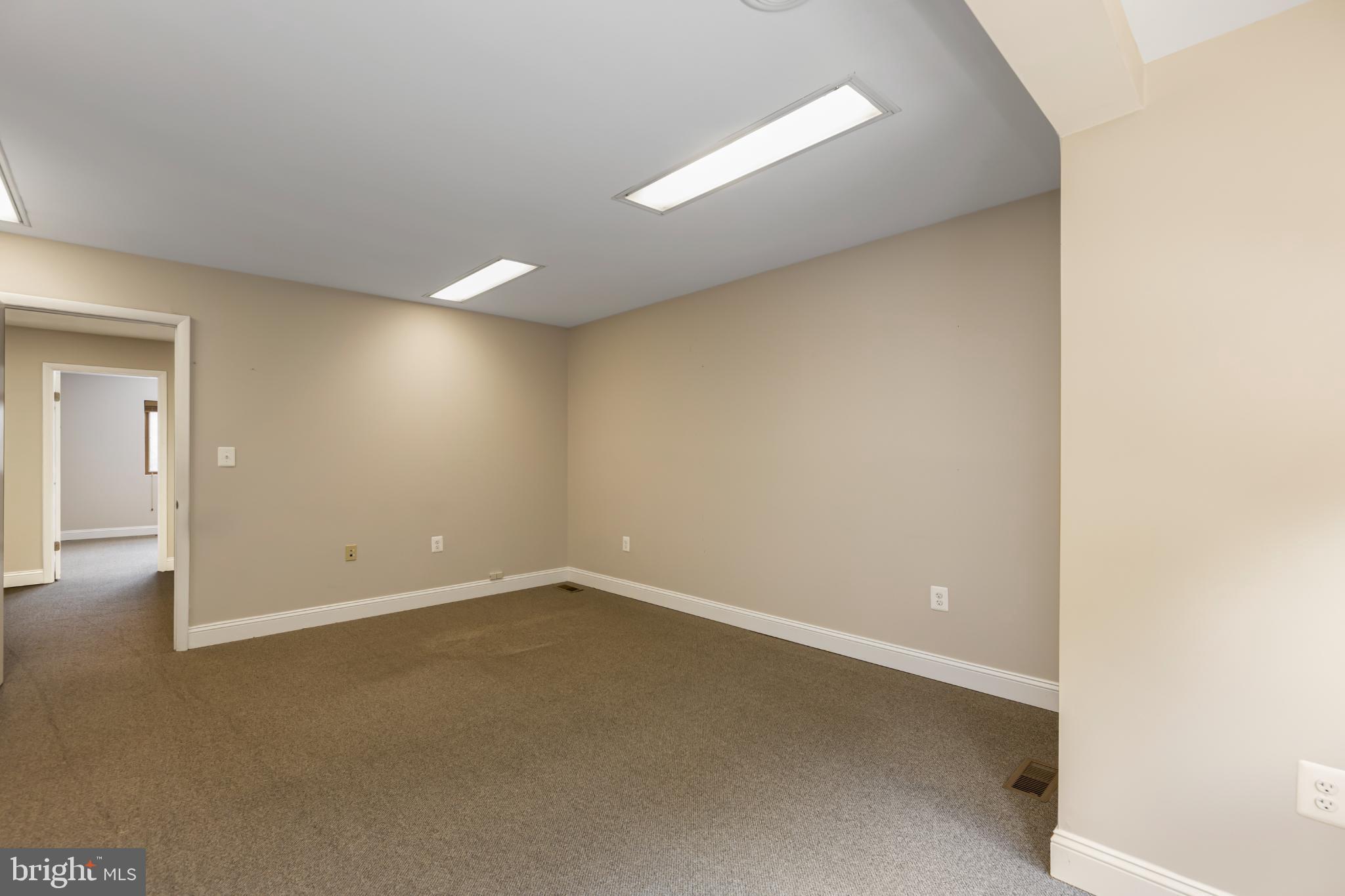 PARK PLACE PROFESSIONAL CENTER - Commercial Sale