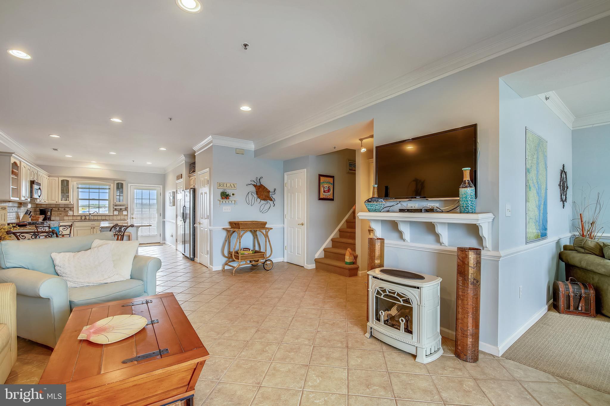 WATERS EDGE - Residential