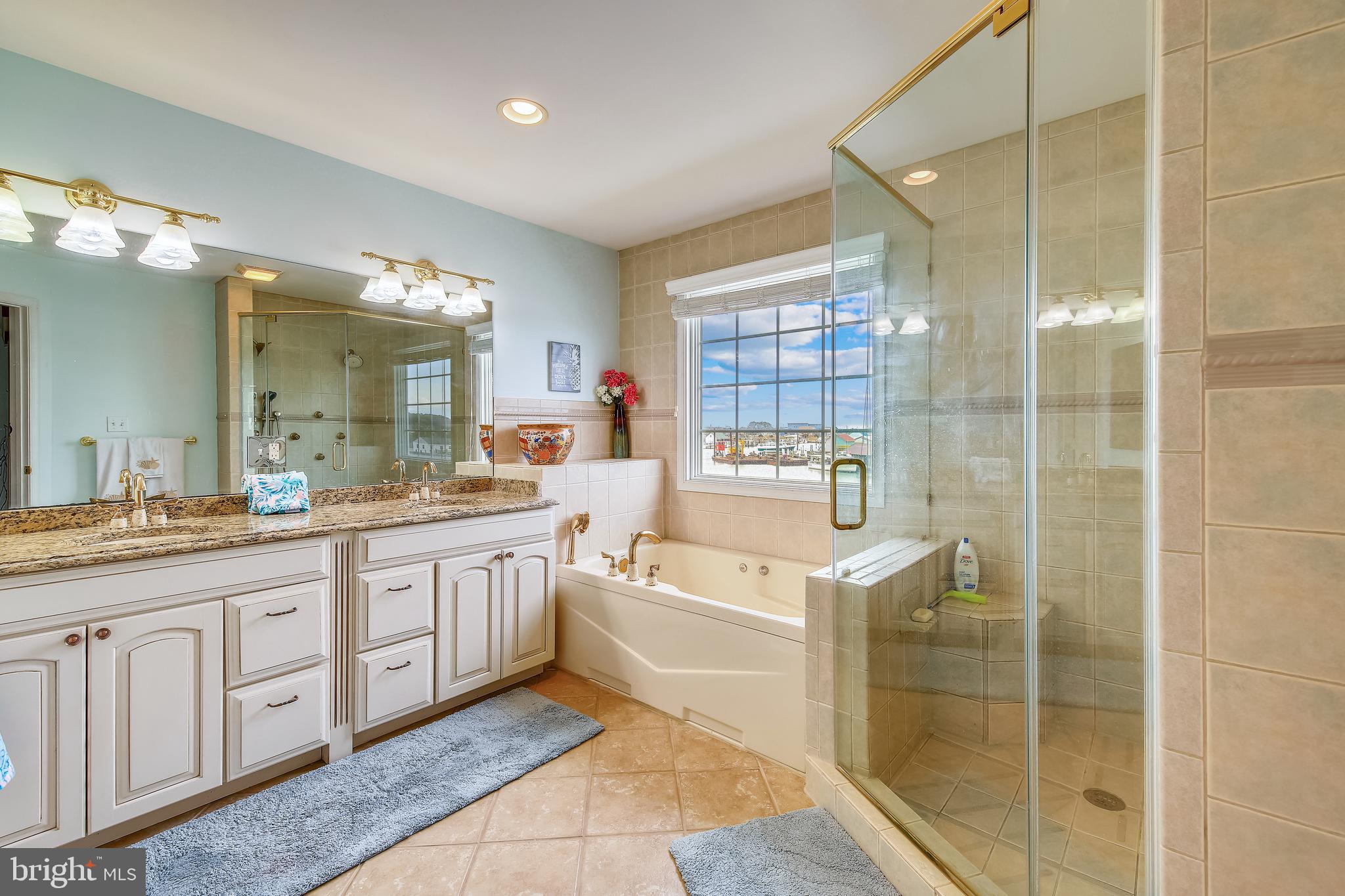 WATERS EDGE - Residential