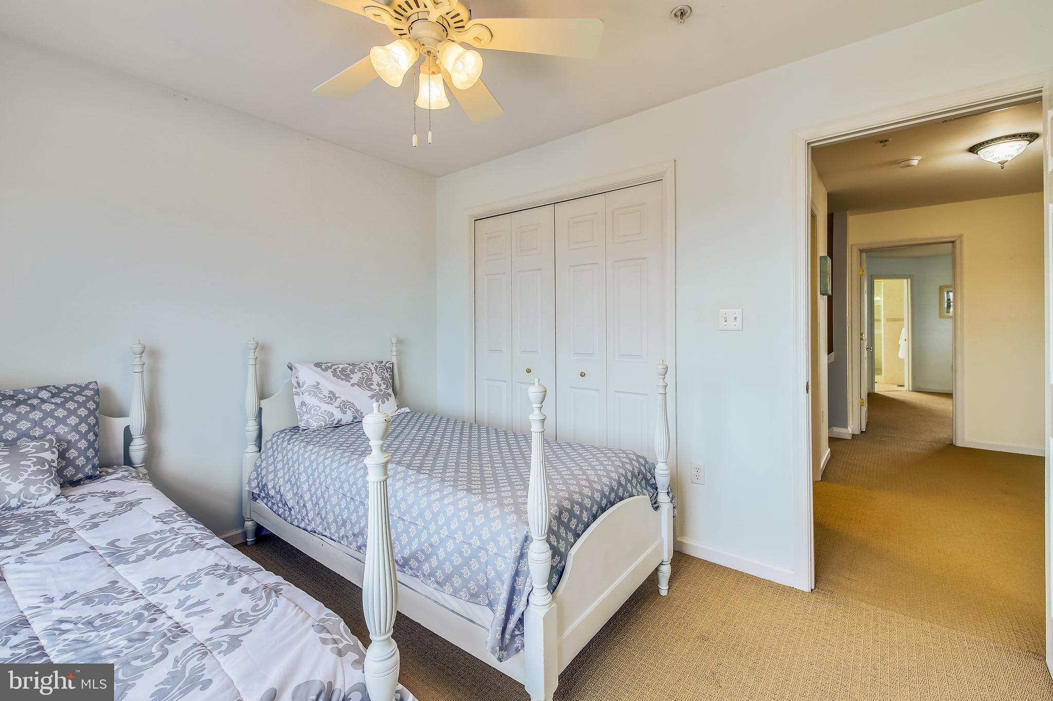 WATERS EDGE - Residential