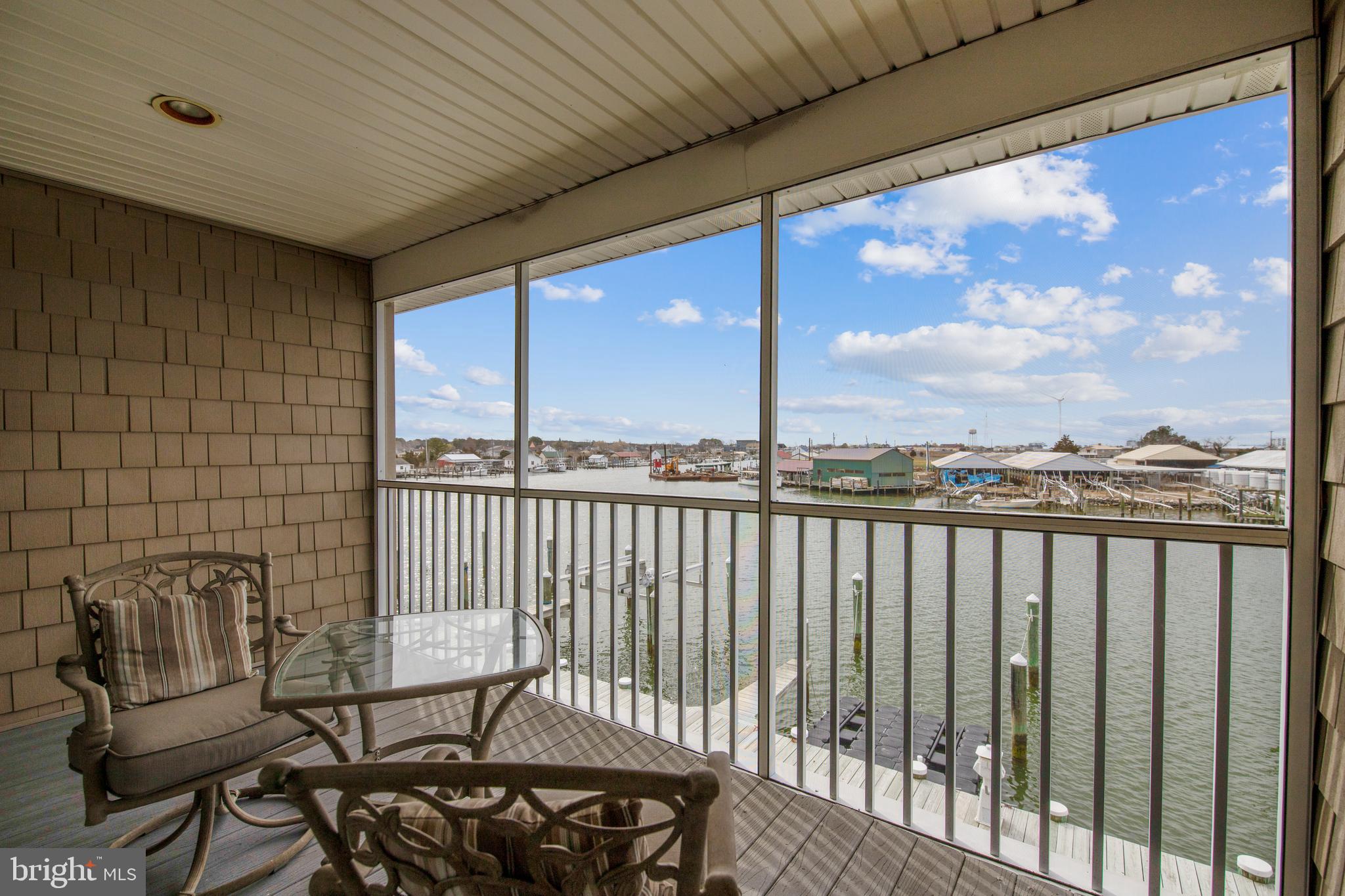 WATERS EDGE - Residential