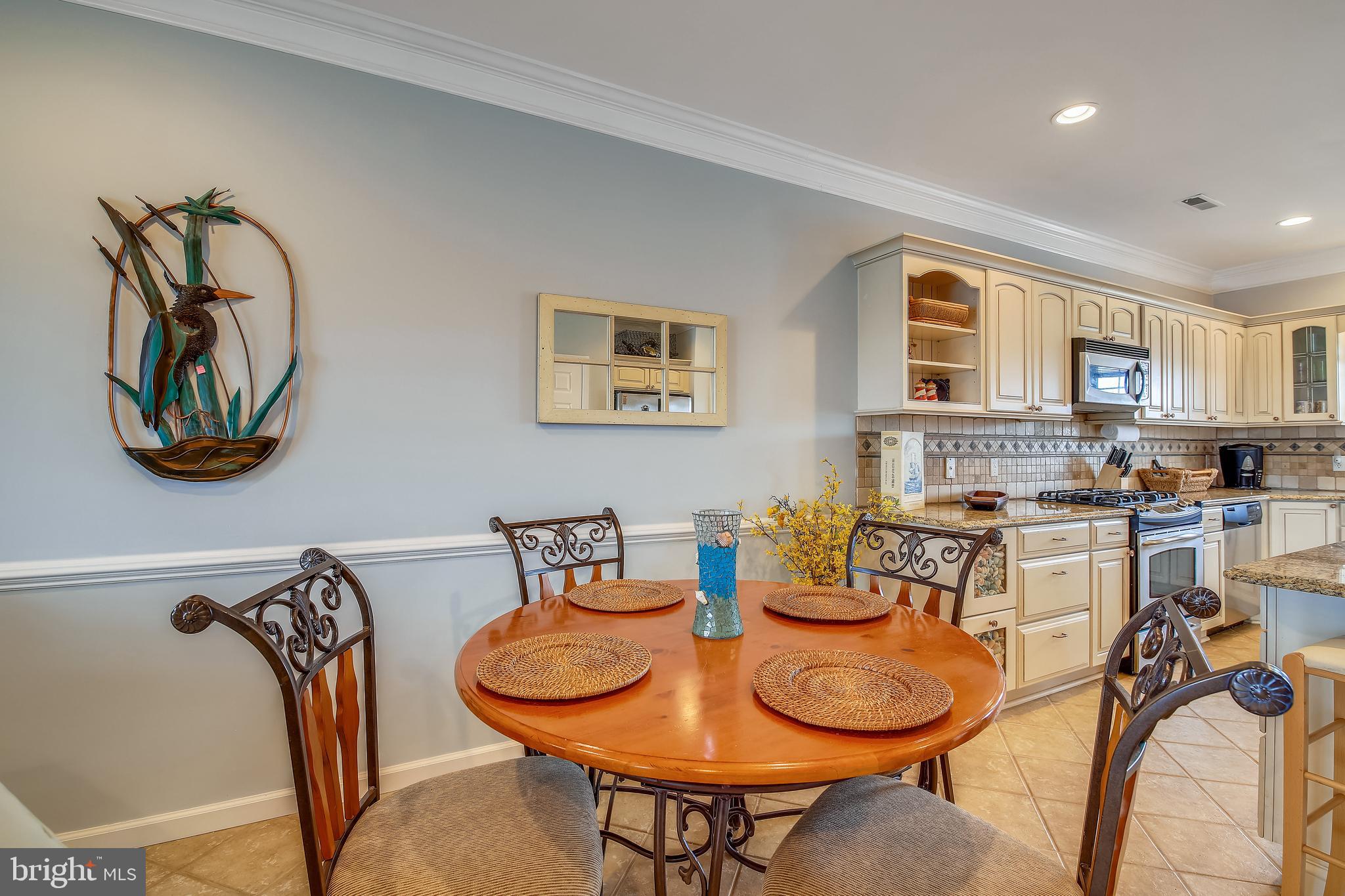 WATERS EDGE - Residential