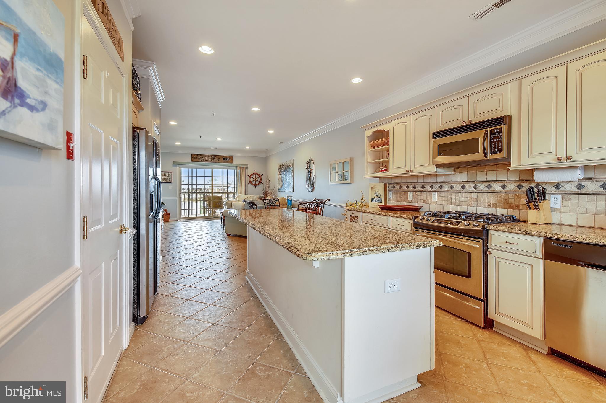 WATERS EDGE - Residential