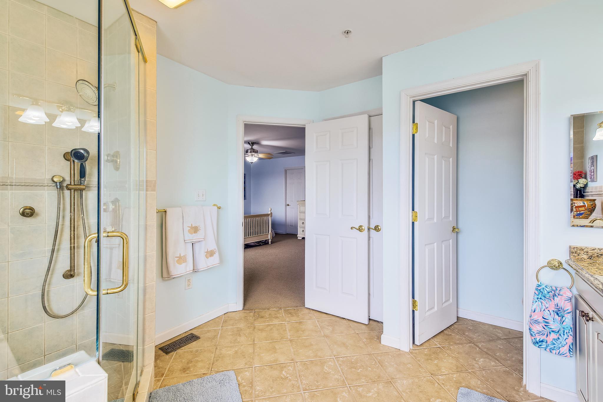 WATERS EDGE - Residential