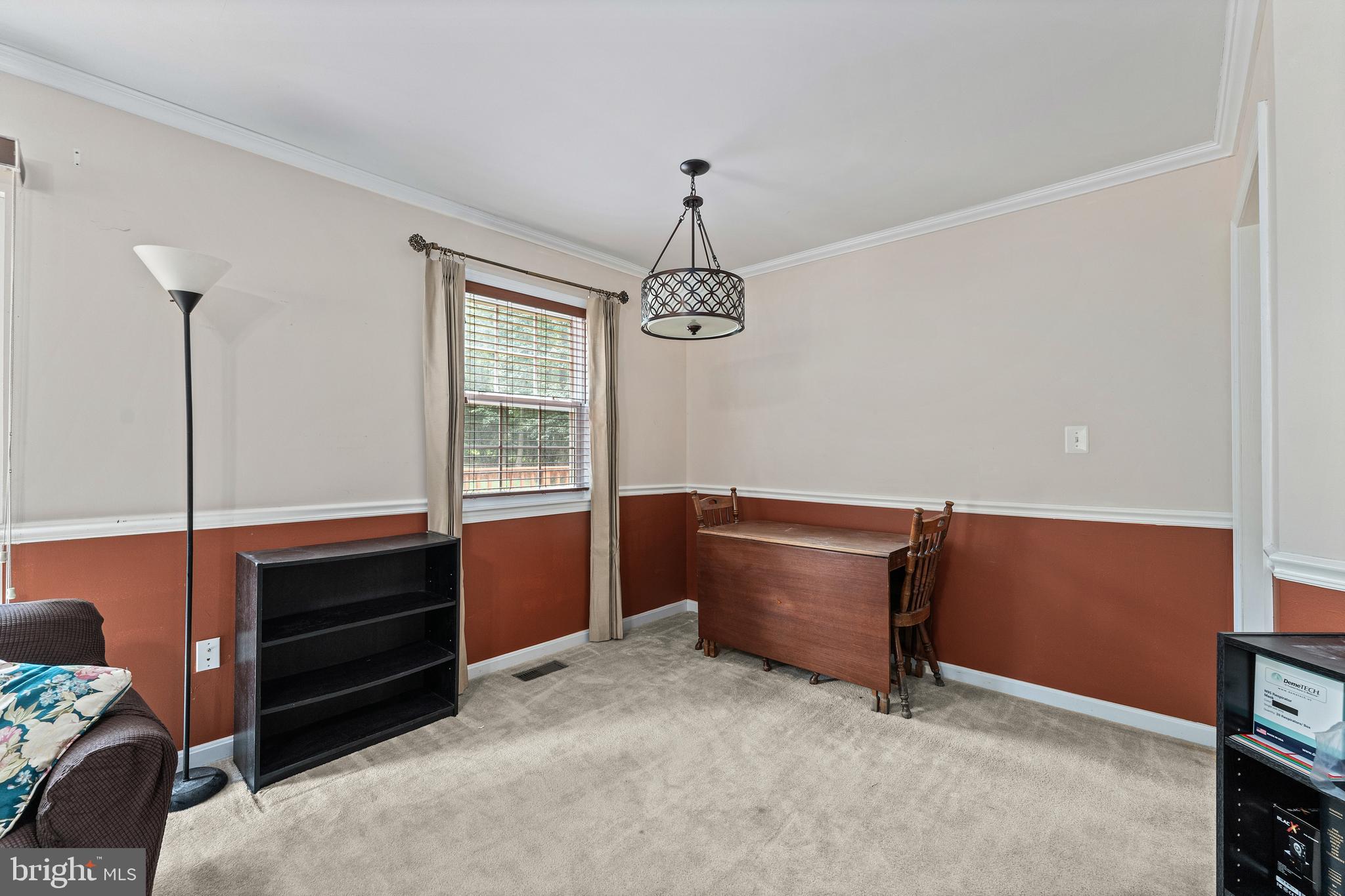 PRESIDENTIAL LAKES - Residential