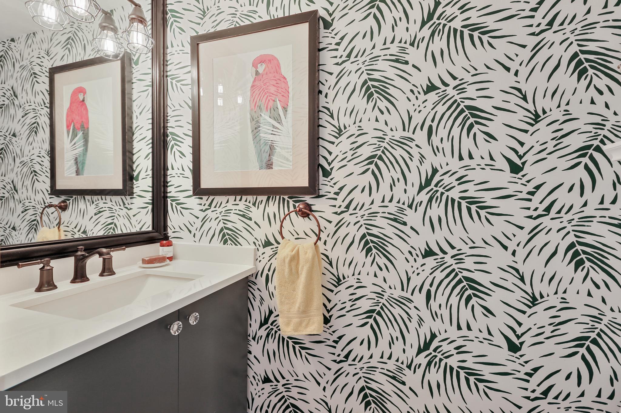 HARBOR EAST - Residential