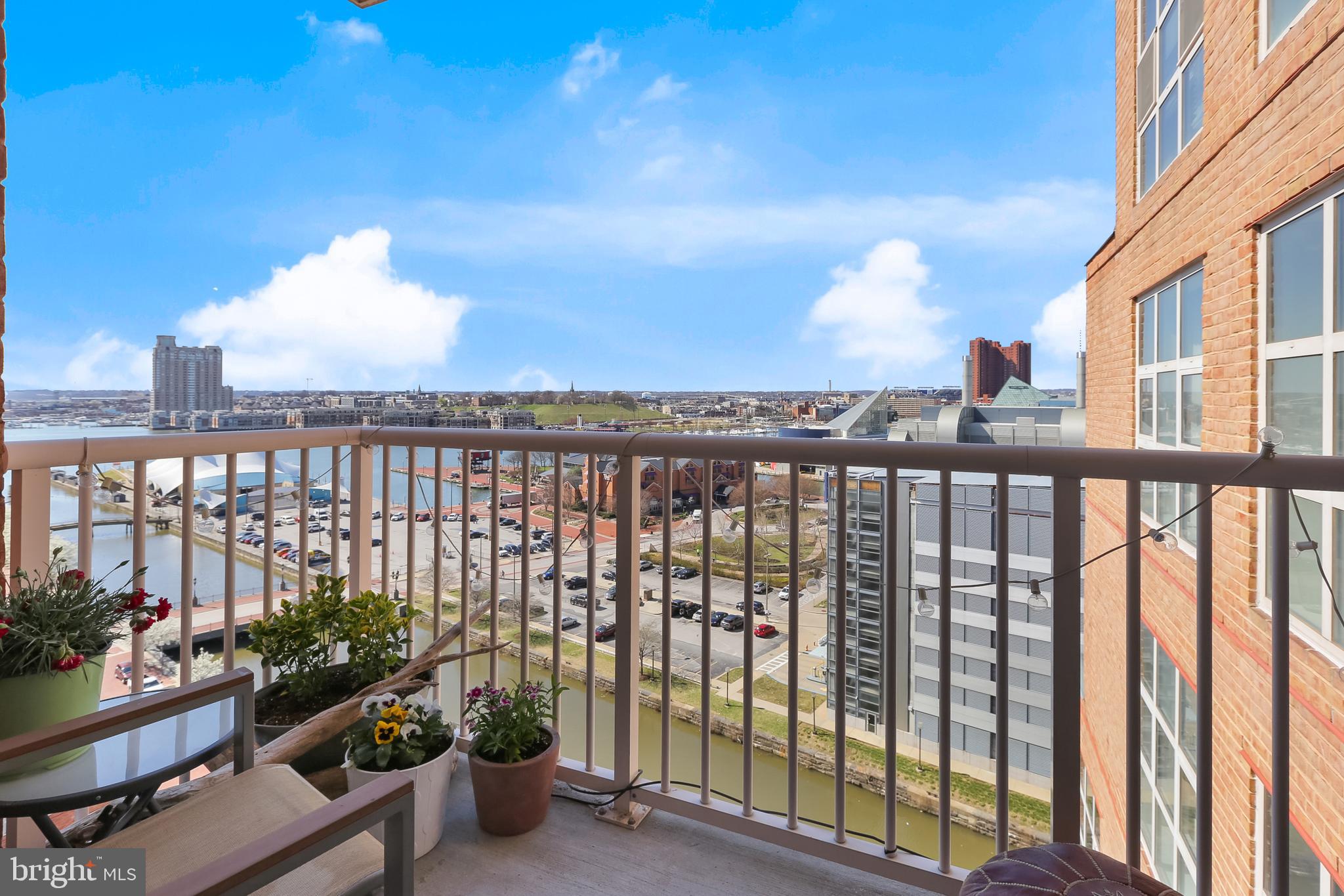 HARBOR EAST - Residential