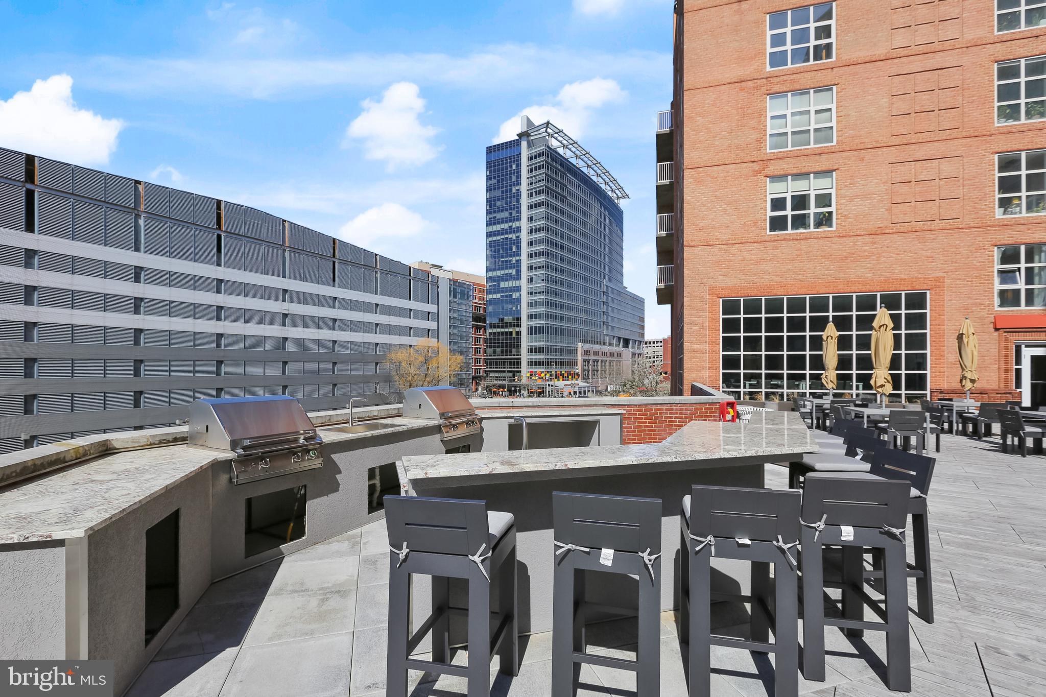 HARBOR EAST - Residential