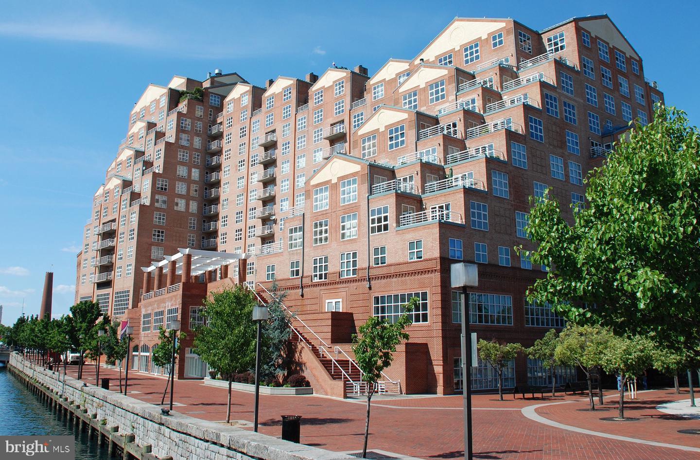 HARBOR EAST - Residential