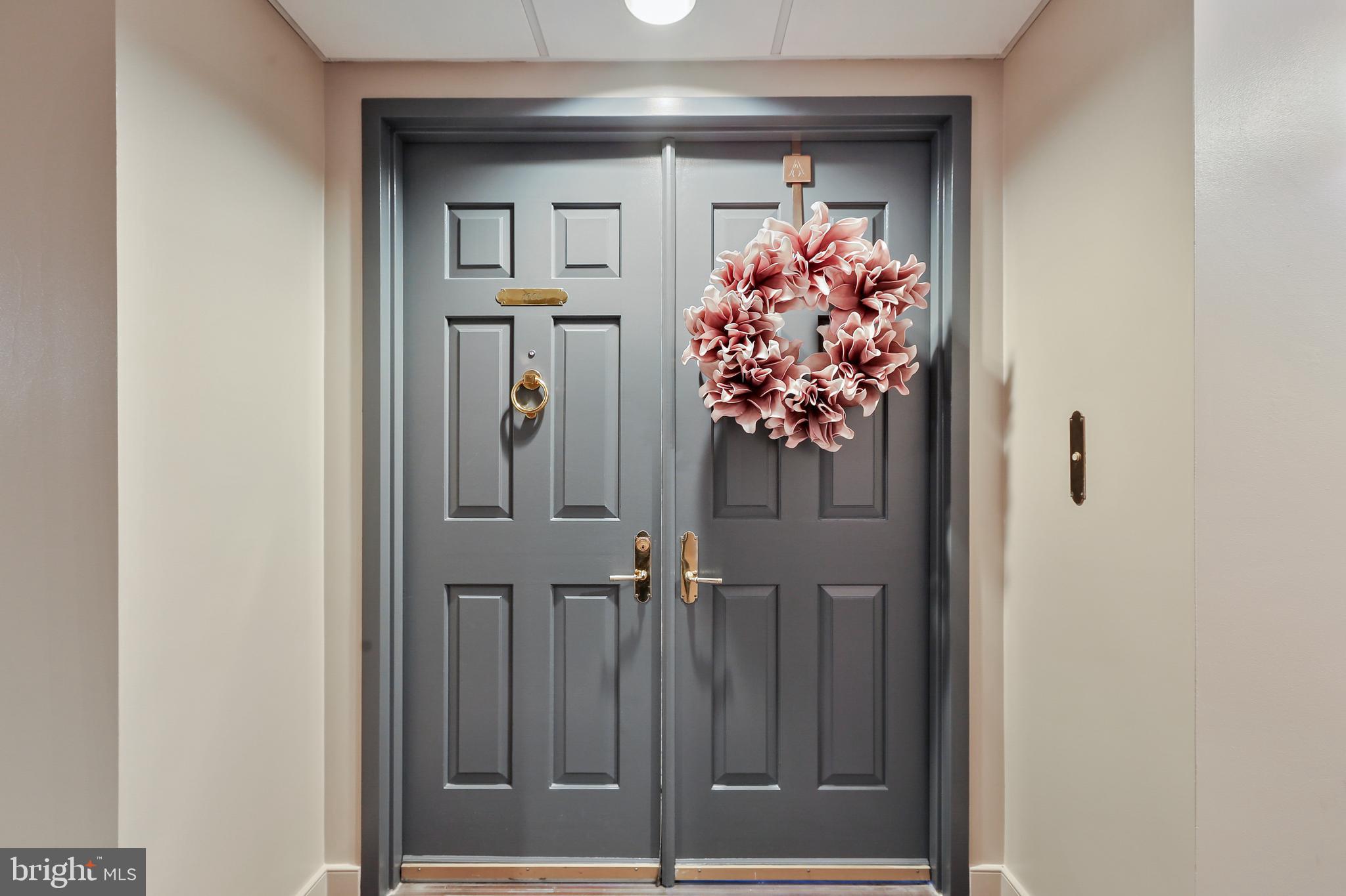 HARBOR EAST - Residential