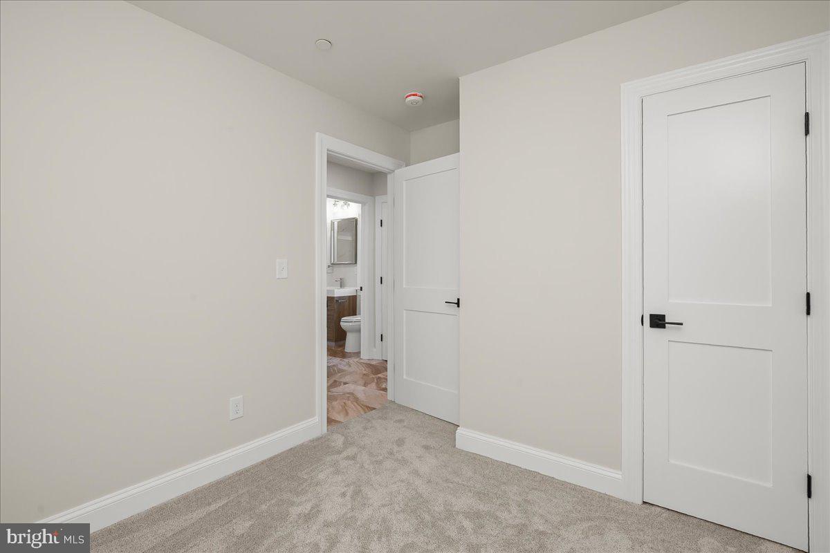 EASTON - Residential